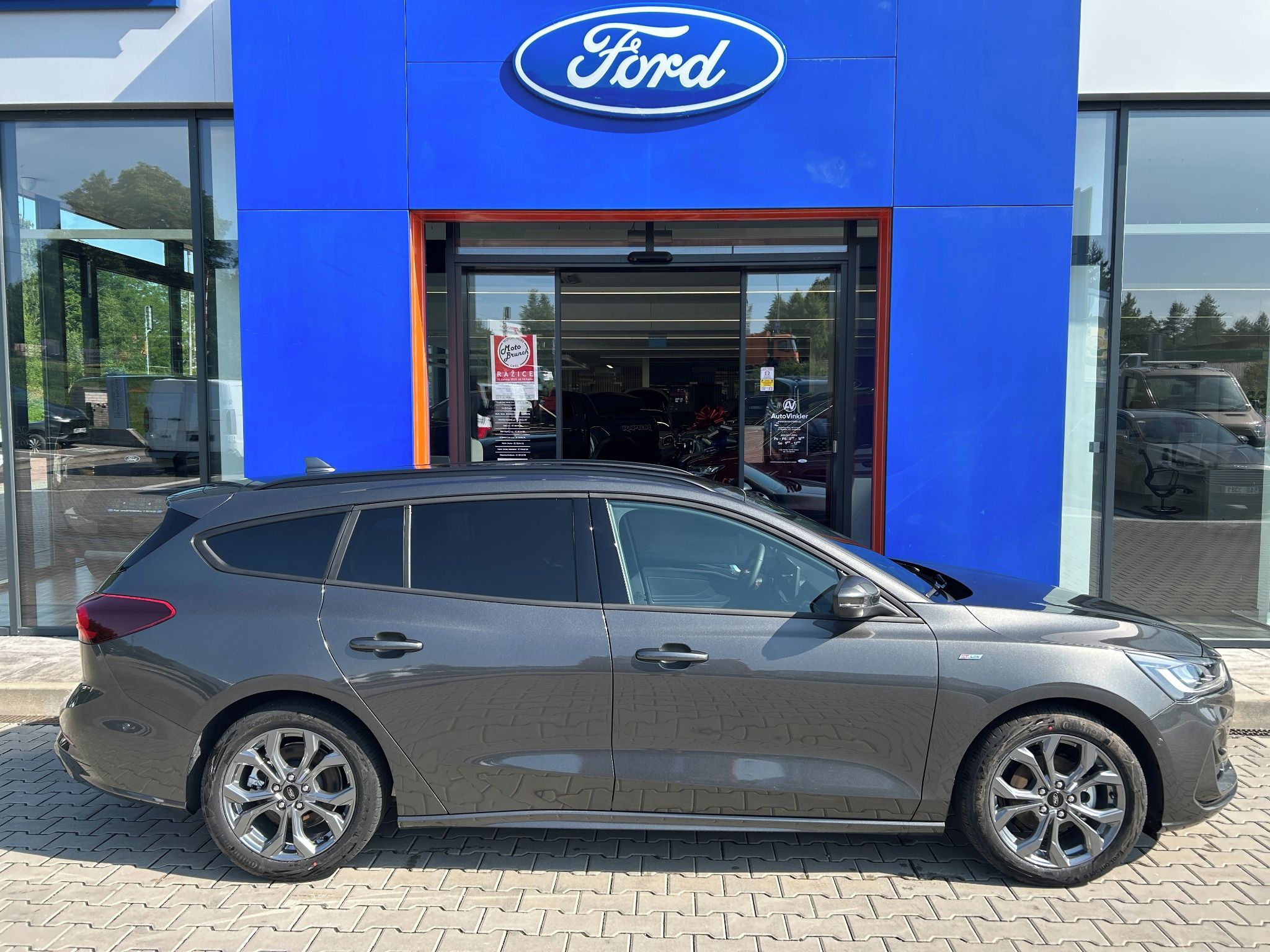 Ford Focus, 1.0 EcoBoost 114kW ST-Line X - fotka 3
