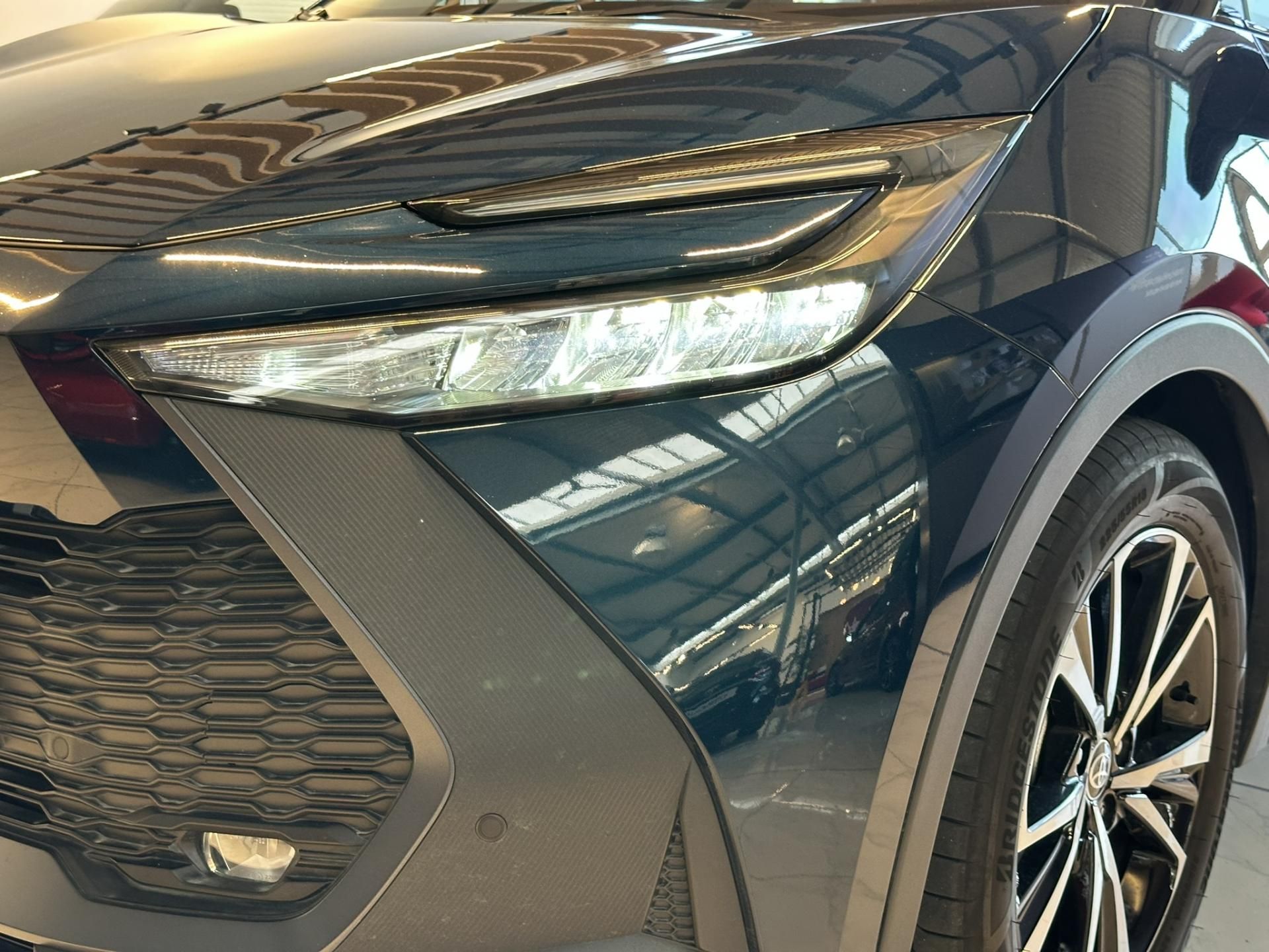 Toyota C-HR, 1.8L HEV STYLE - fotka 3