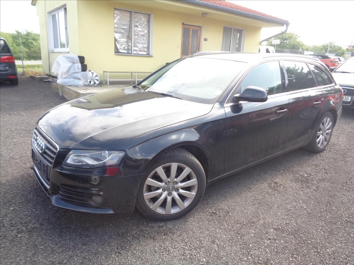 Audi A4, 2,0 - fotka 2