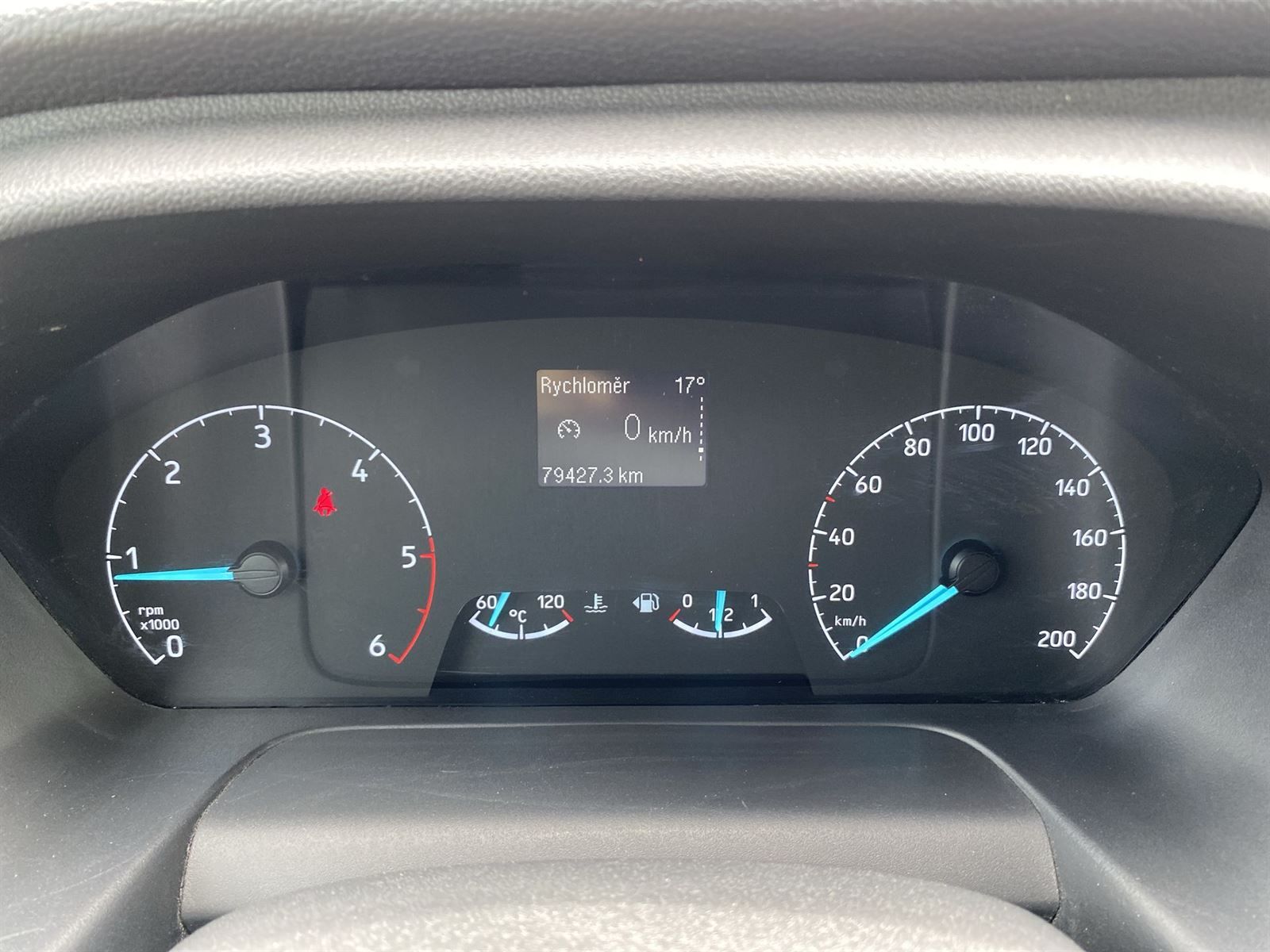 Ford Tourneo Custom, 2.0 EcoBlue Titanium - fotka 6