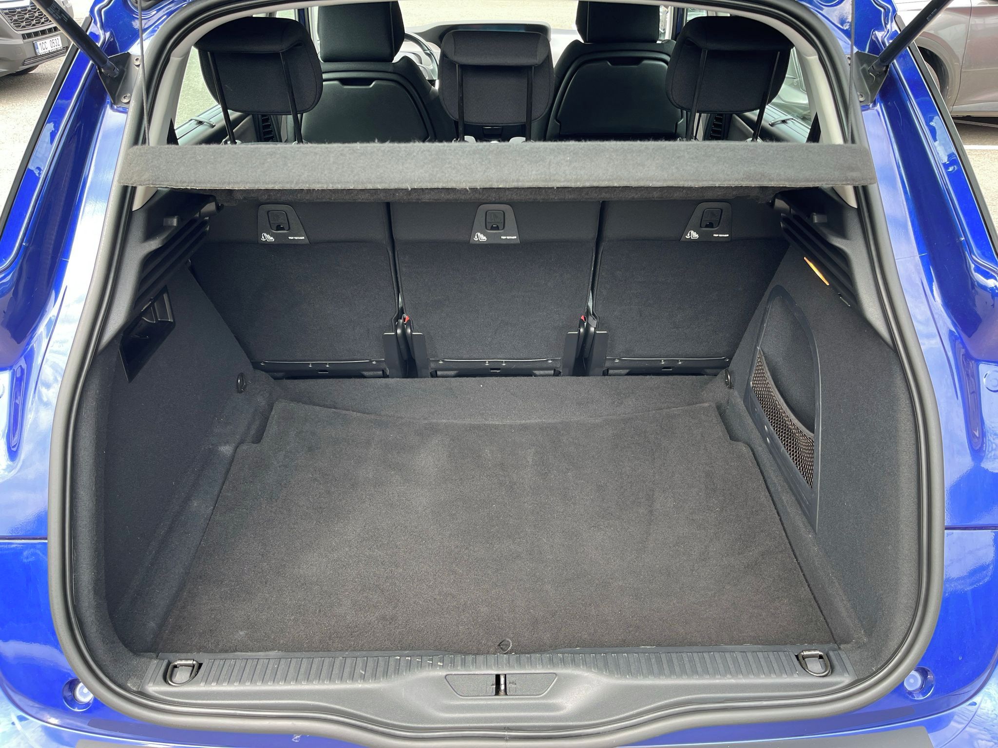 Citroën C4 Picasso, 1.2 130k ZÁRUKA SERVIS VÝHŘEV - fotka 6