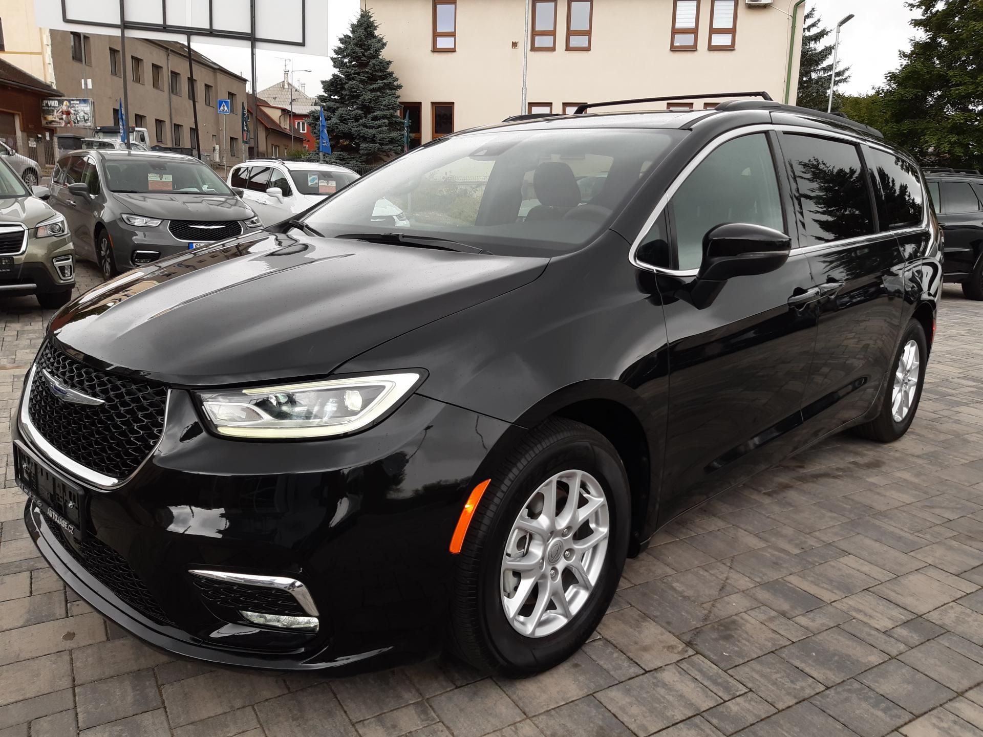 Chrysler Pacifica, 3,6L V6, kůže, kamera, Top km - fotka 3