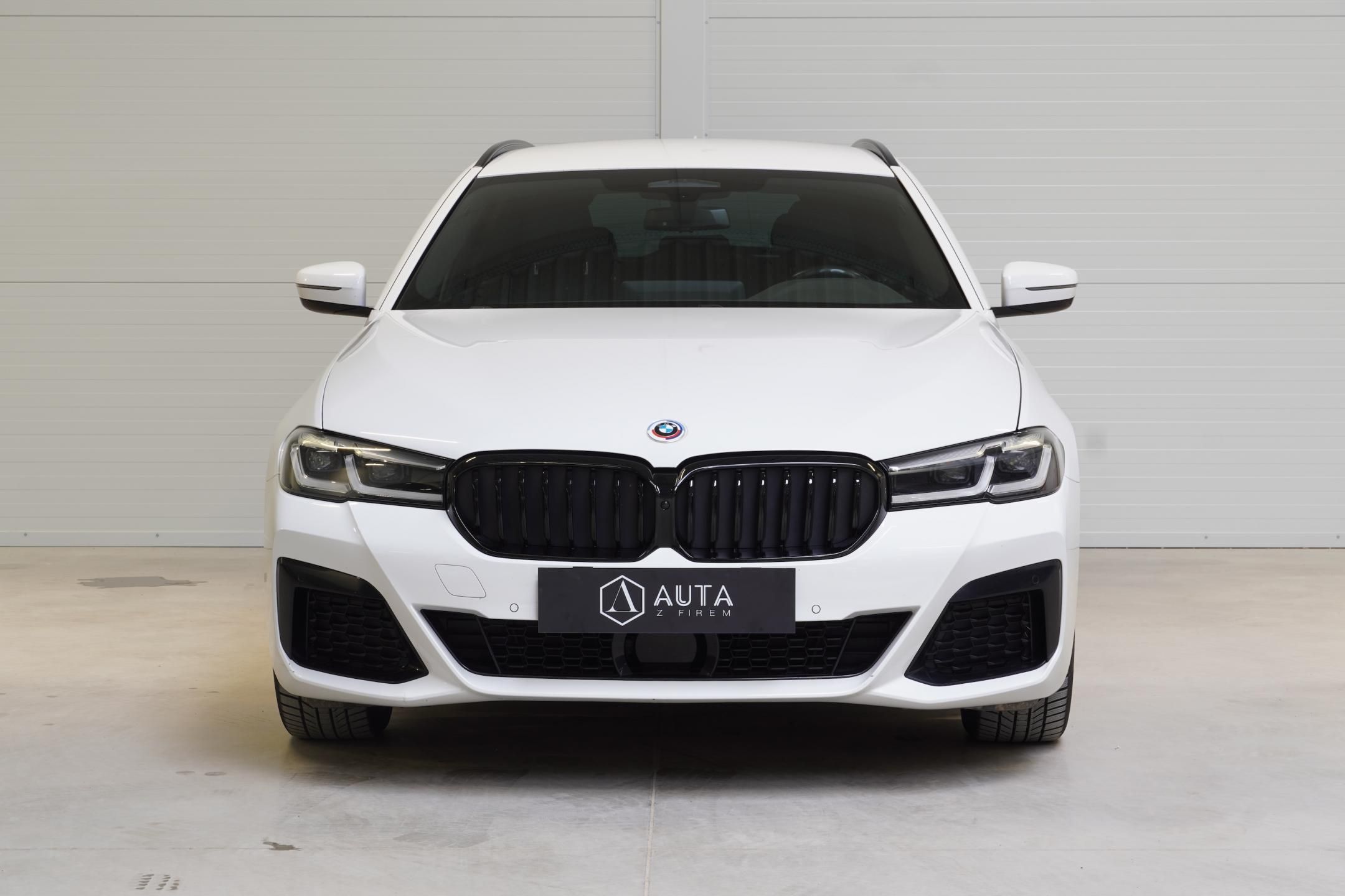 BMW Řada 5, 4x4,TAŽNÉ,DPH,ČR,Adaptiv LED - fotka 2