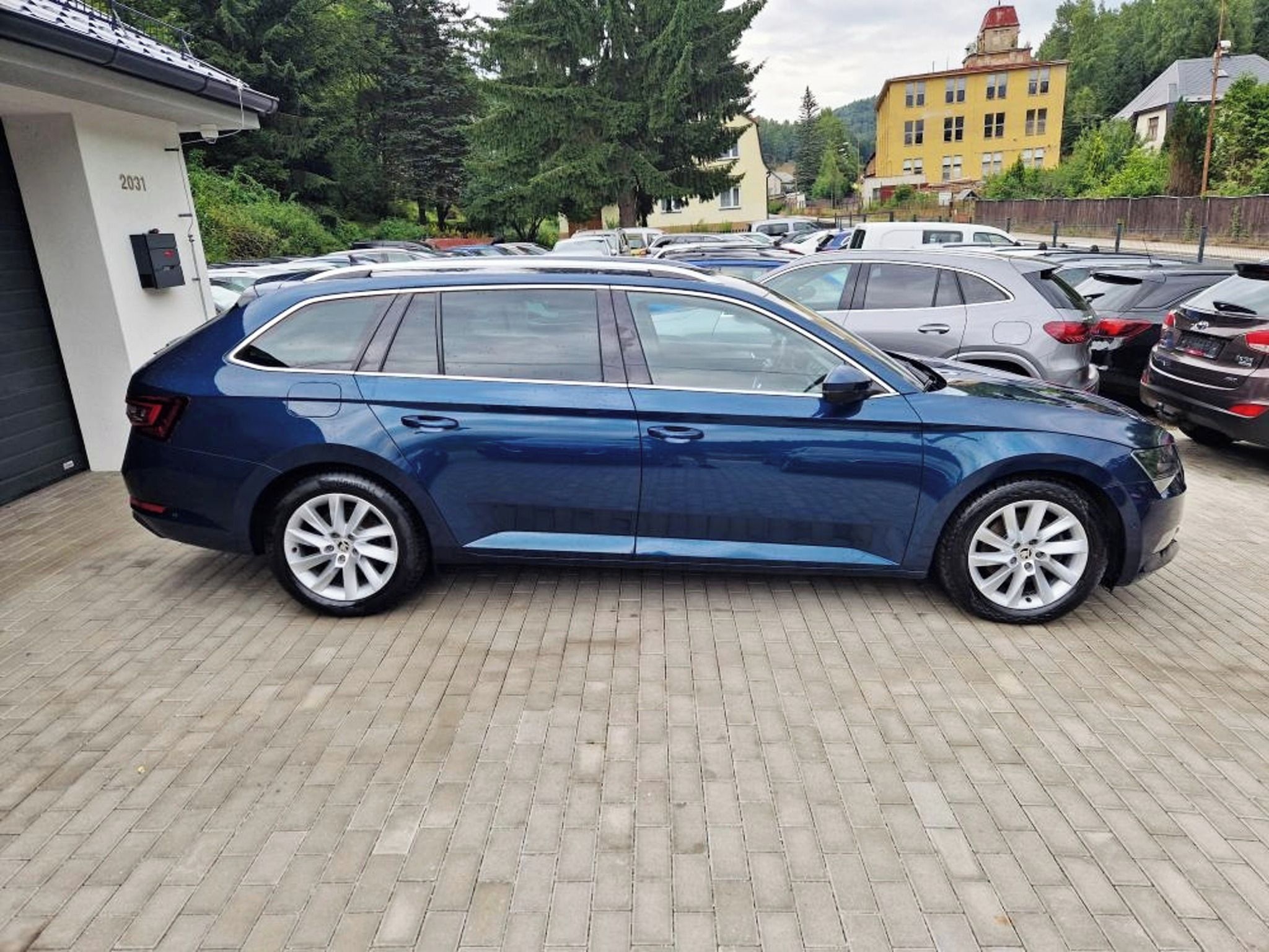 Škoda Superb, 2.0 TDI (110 kW) STYLE, DSG - fotka 6
