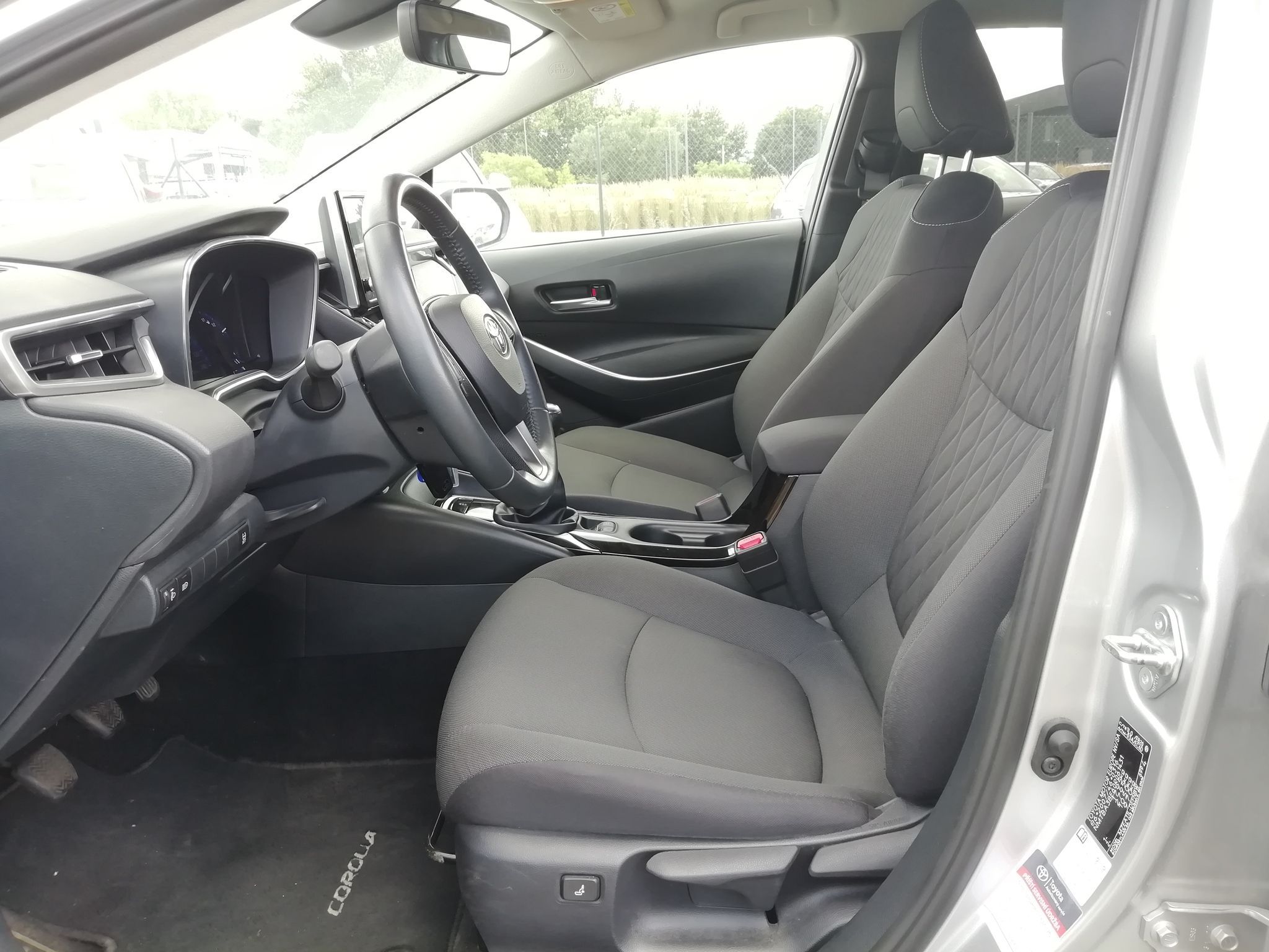 Toyota Corolla, 1,5 VVTi Comfort Style Tech - fotka 6