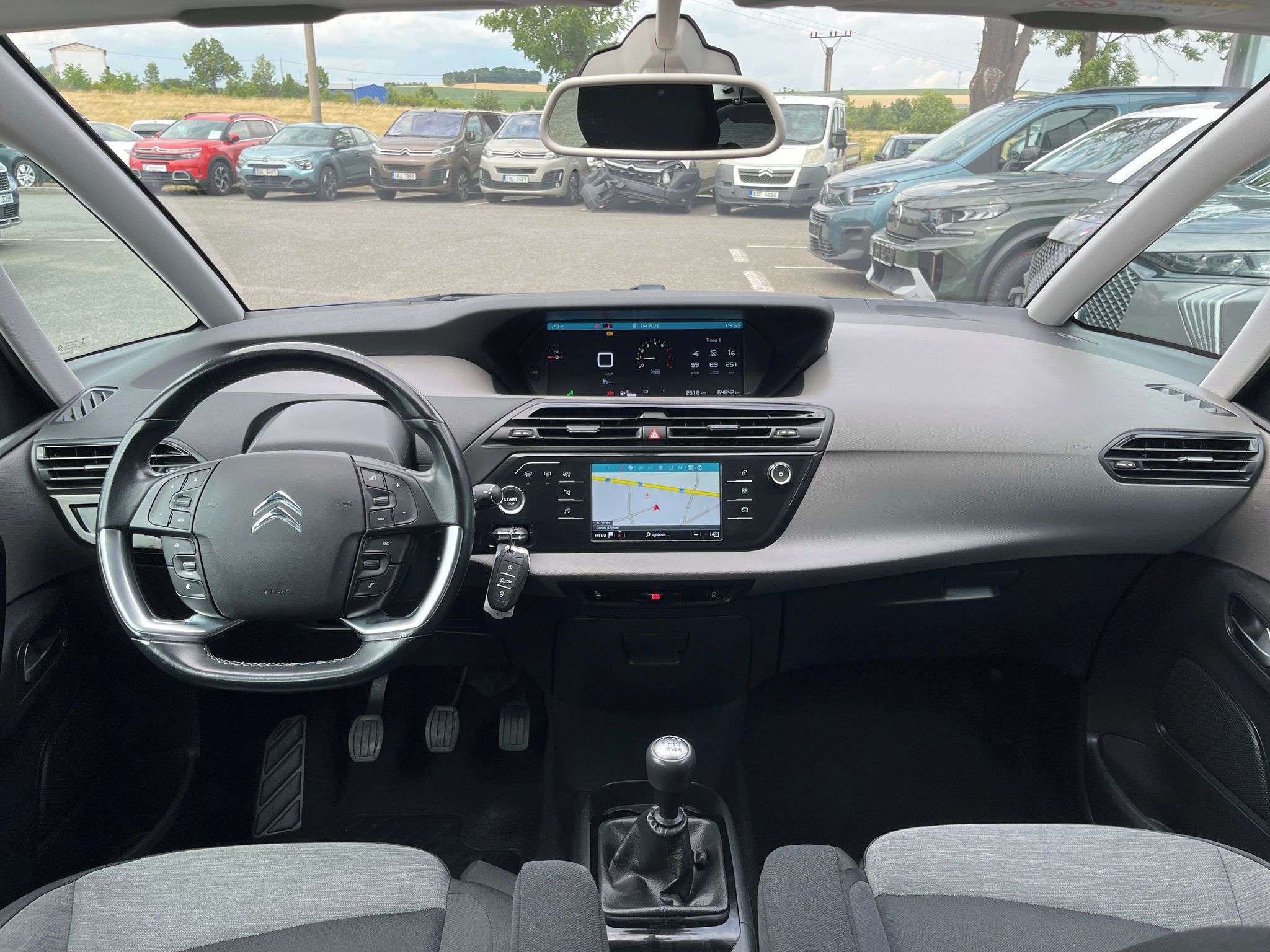 Citroën C4 Picasso, 1.2 130k ZÁRUKA SERVIS VÝHŘEV - fotka 3