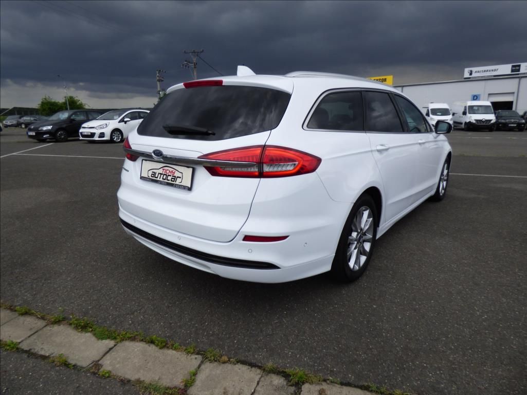 Ford Mondeo, 2,0 LED,Navi,Titanium,Ford ser - fotka 3