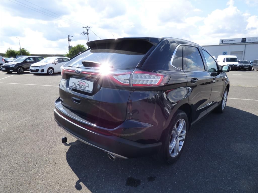 Ford Edge, 2,0 TDCi,LED,4x4,Titanium,Navi - fotka 3