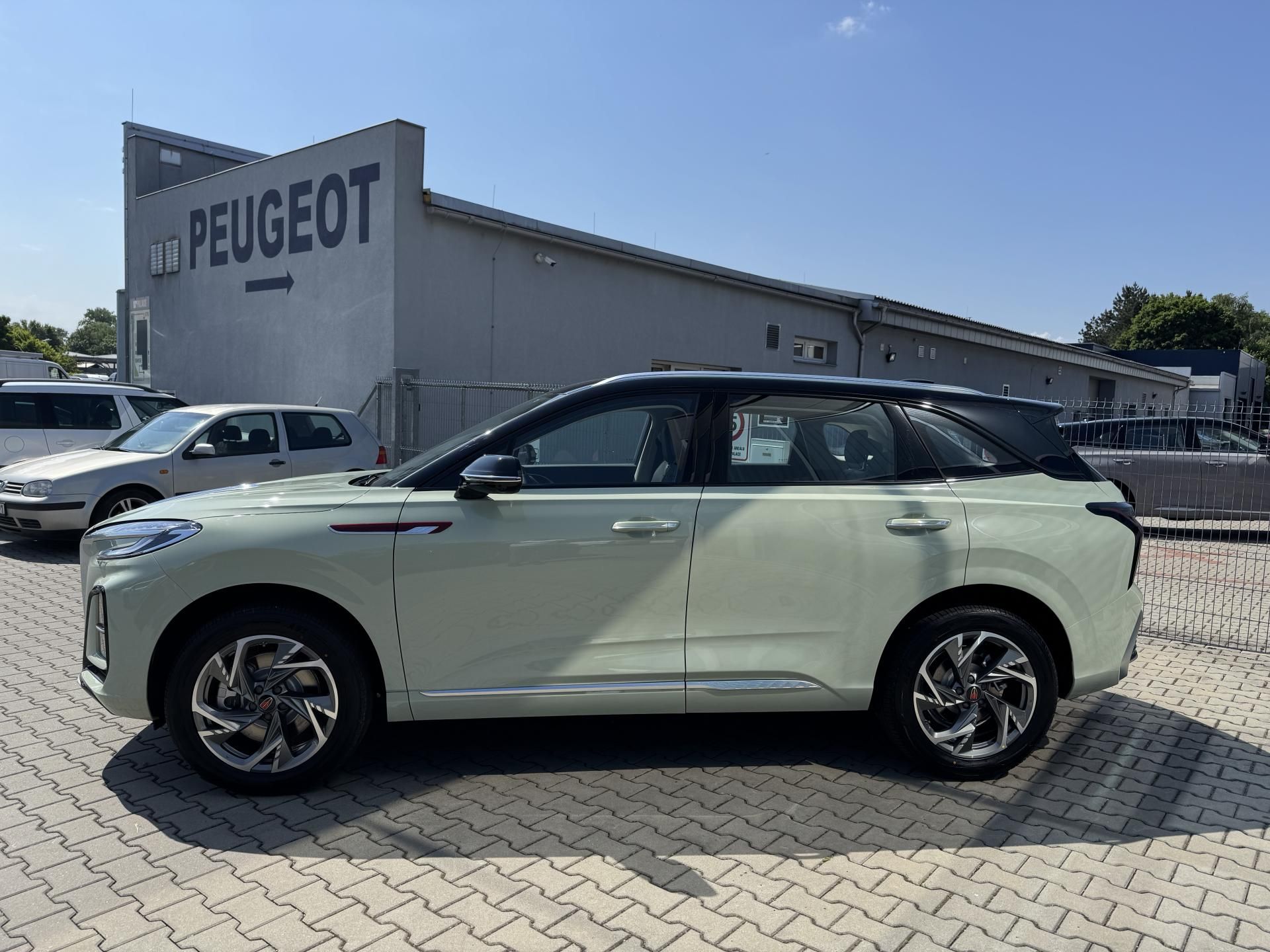 Hongqi HS3, 1,5T 2WD - fotka 4