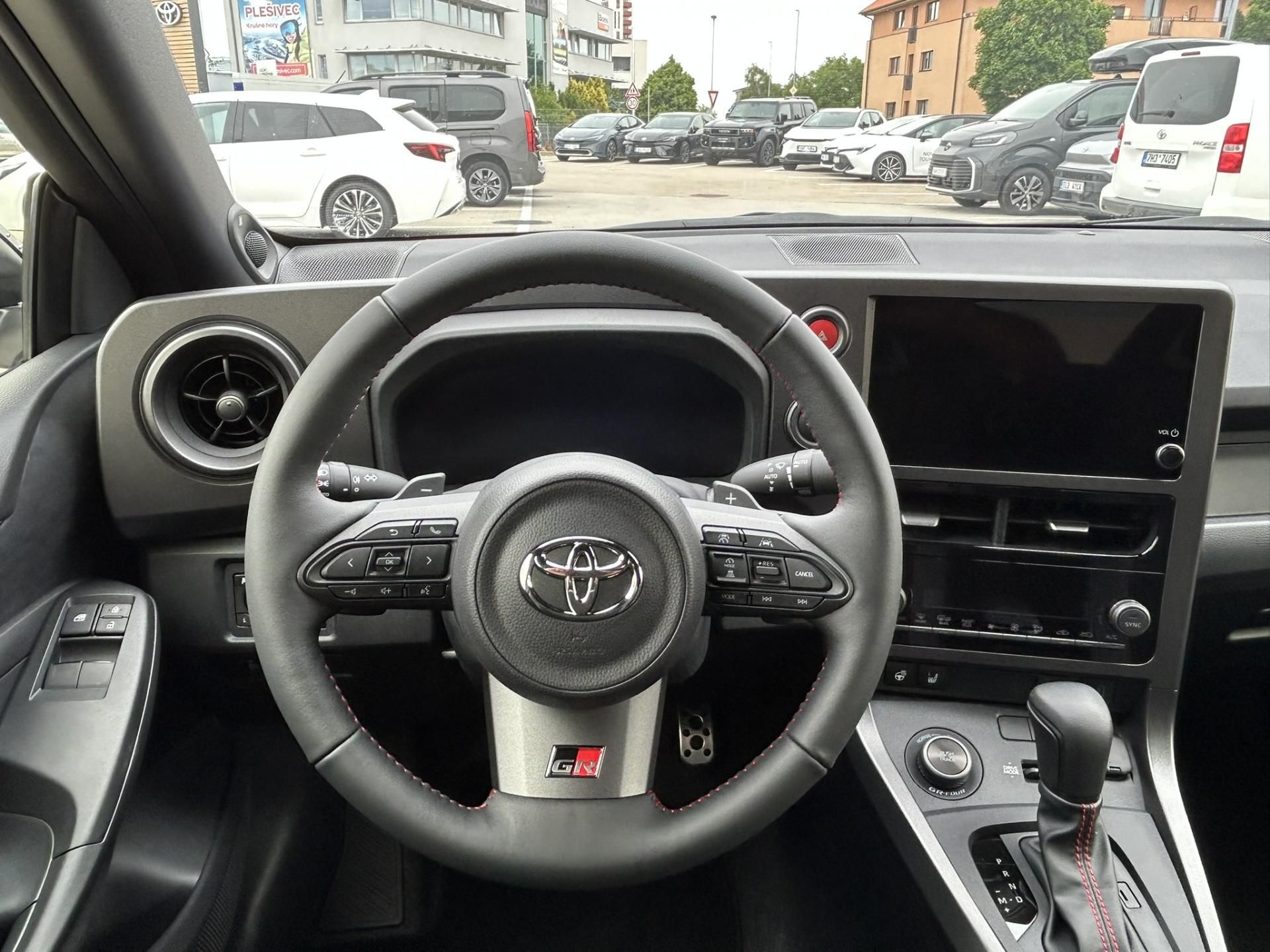Toyota GR Yaris, DYNAMIC+VIP 1,6 TURBO 4x4 AT8 - fotka 5