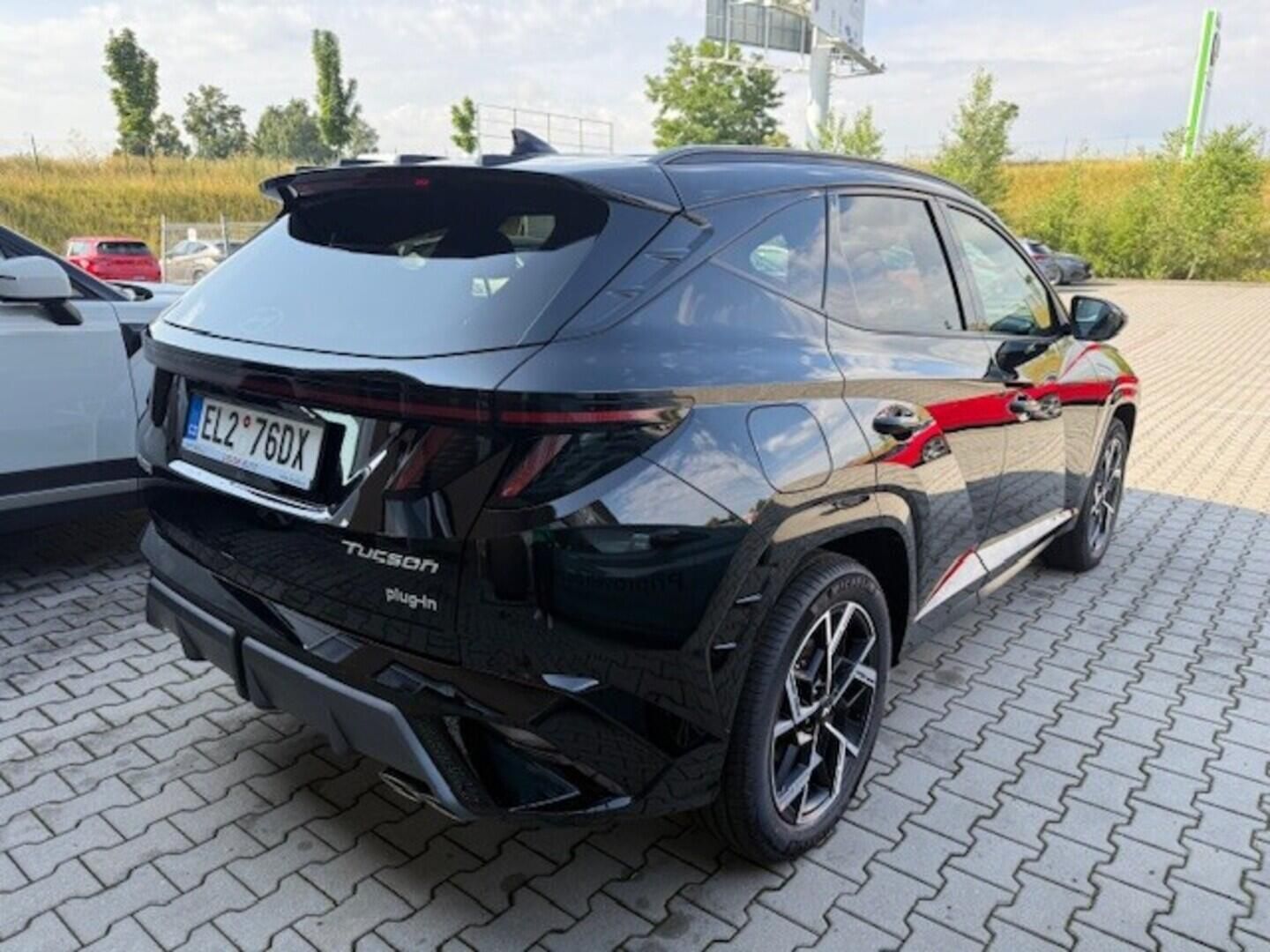 Hyundai Tucson, PHEV NX4 N Line Style 1,6 T-GD - fotka 4