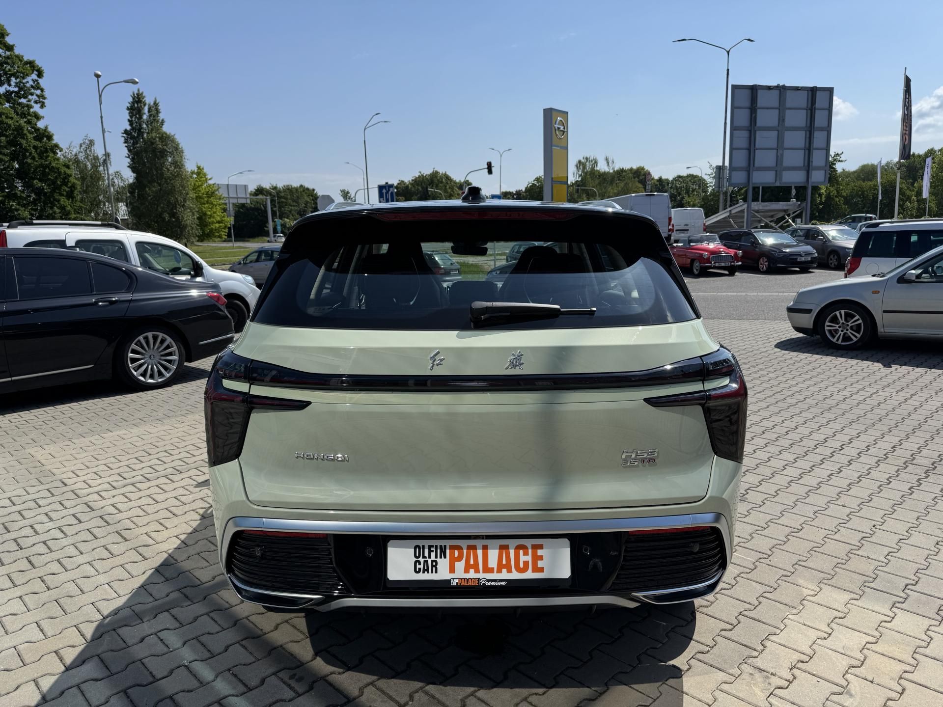 Hongqi HS3, 1,5T 2WD - fotka 6