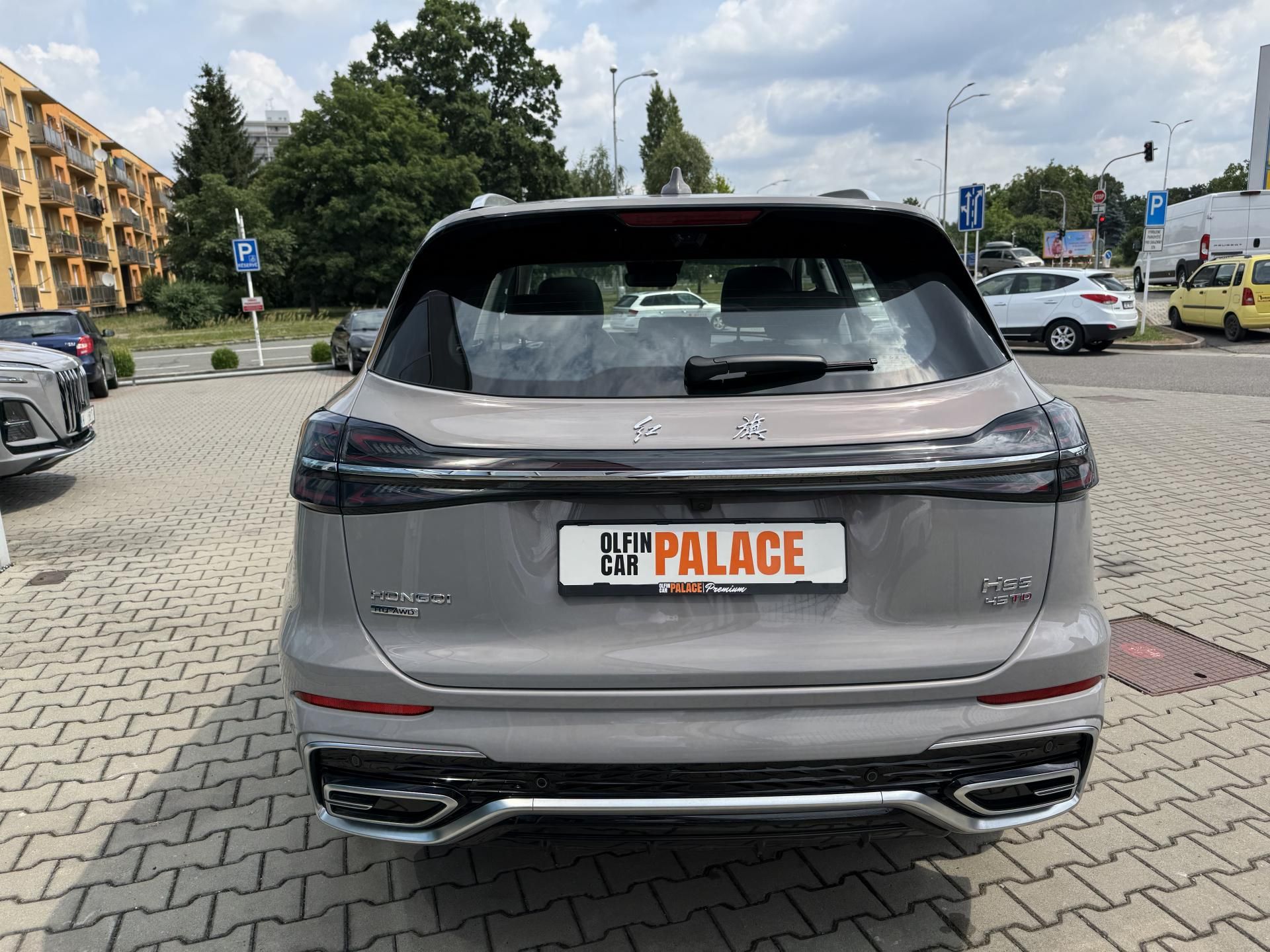 Hongqi HS5, 2,0T Executive 4WD - fotka 6