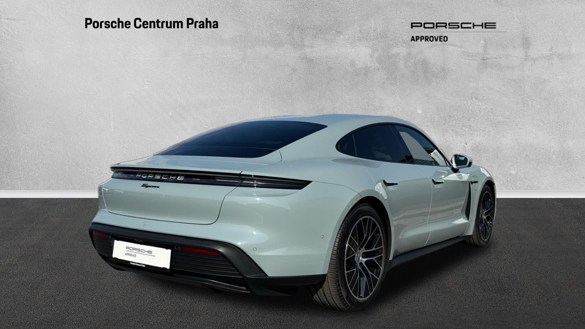 Porsche Taycan - fotka 6