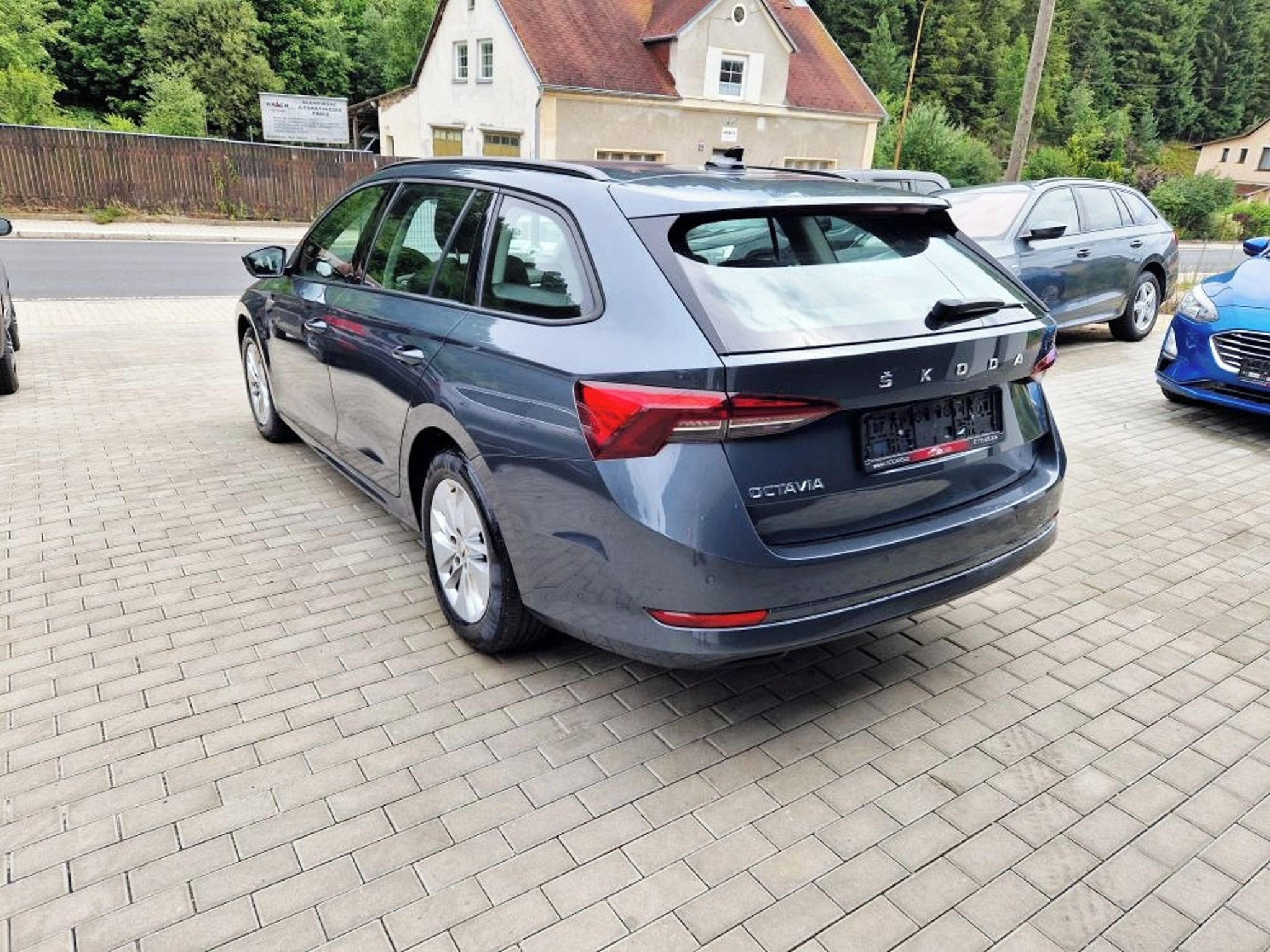 Škoda Octavia, 2.0 TDi (110 kW), DSG - fotka 5