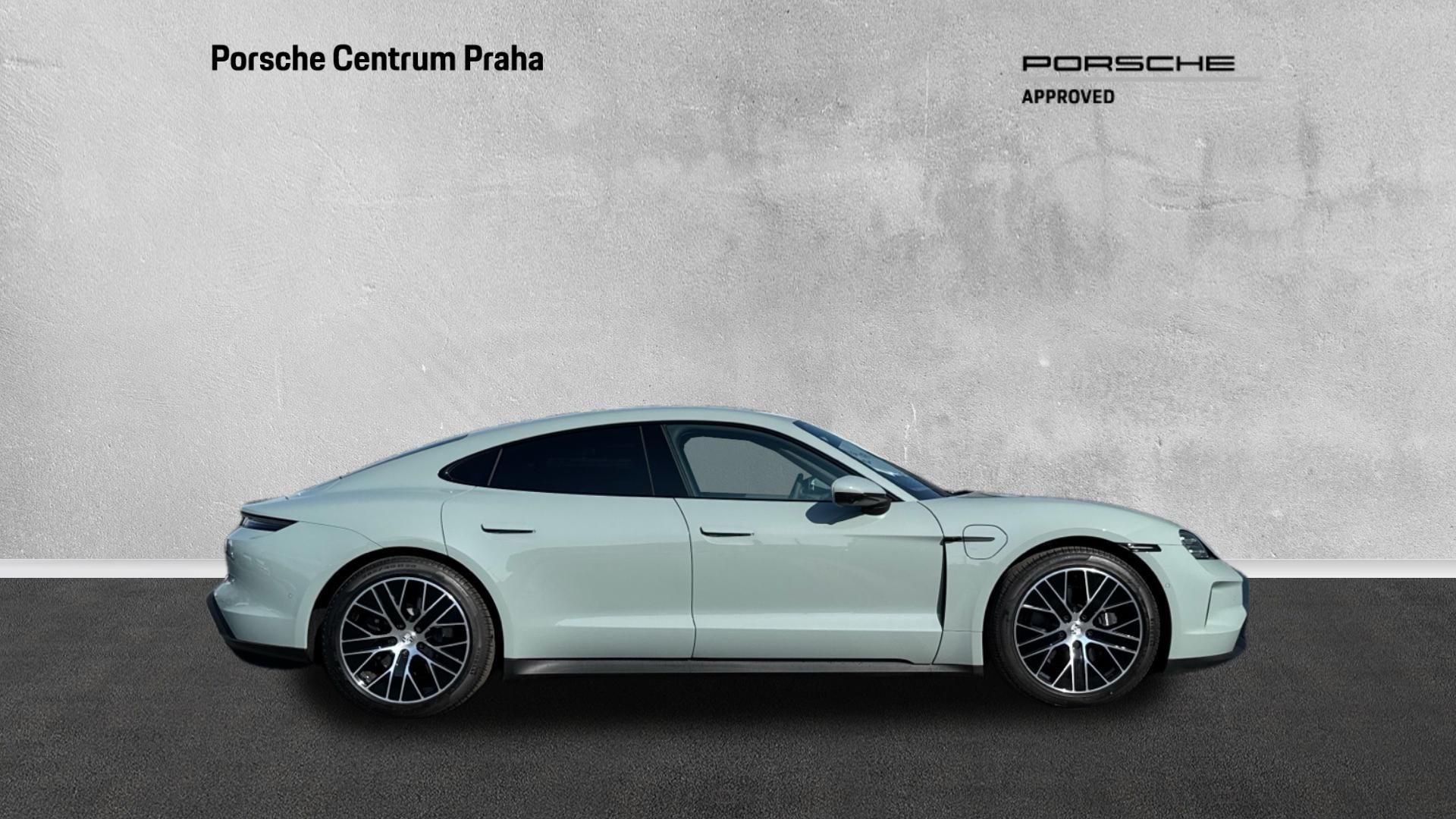 Porsche Taycan - fotka 5