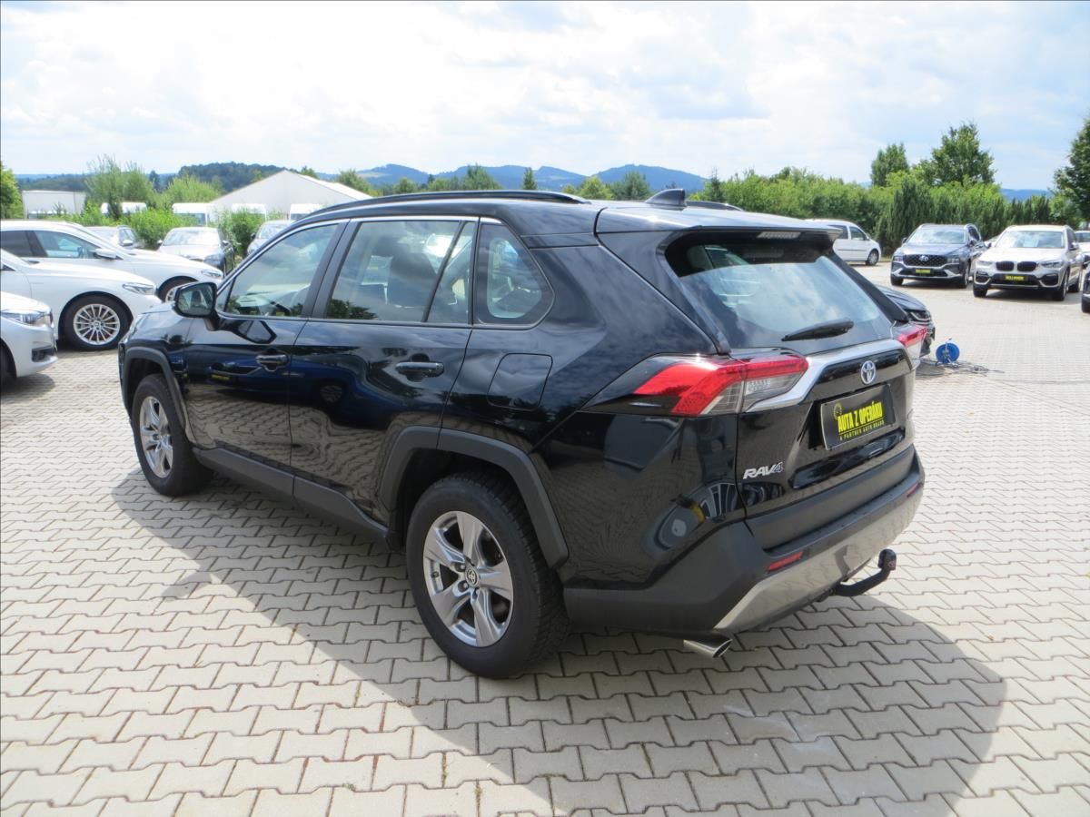 Toyota Rav4, 2,5 e-CVT Hybrid Comfort 4WD Č - fotka 5