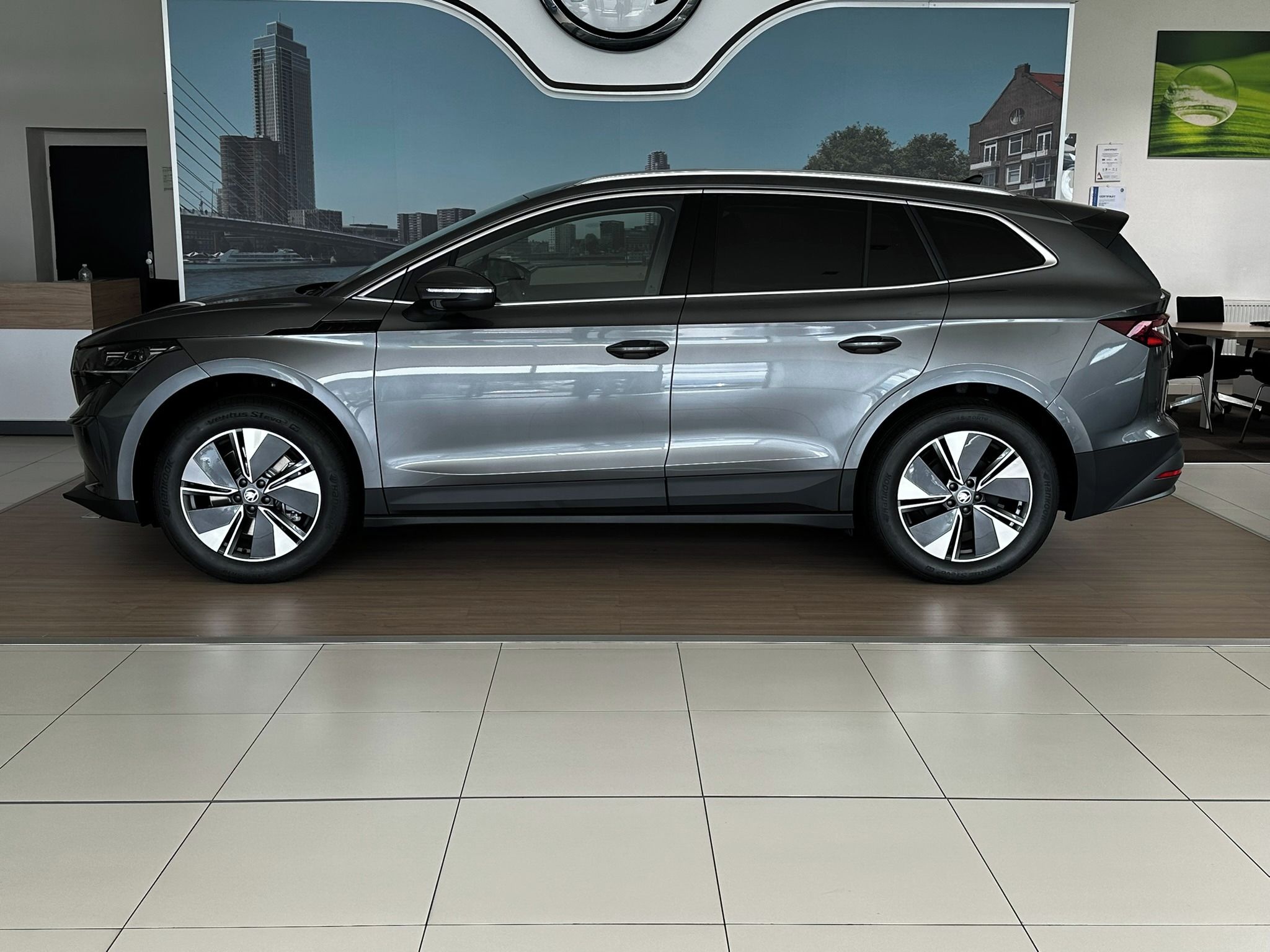 Škoda Enyaq, Tour 85 210kW nový vůz - fotka 2