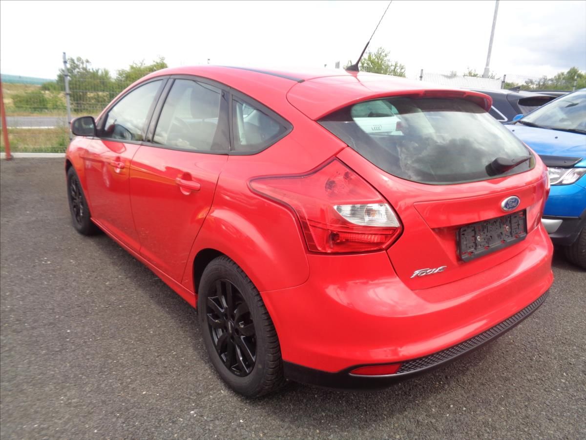 Ford Focus, 1,6 - fotka 6