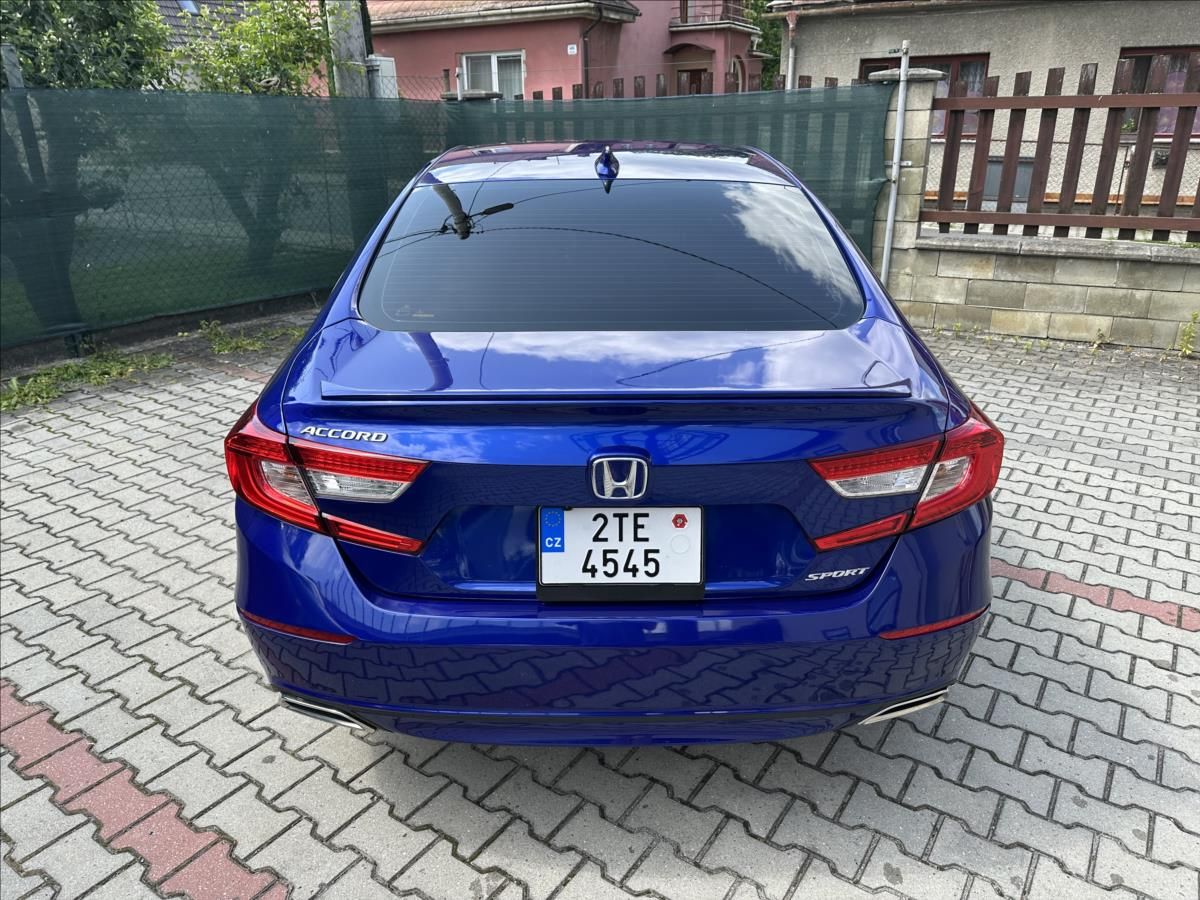 Honda Accord, 1,5 TURBO SPORT AUTOMAT - fotka 4