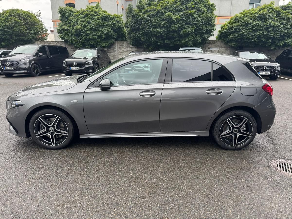 Mercedes-Benz Třídy A, A 250 e AMG Premium paket demo - fotka 4