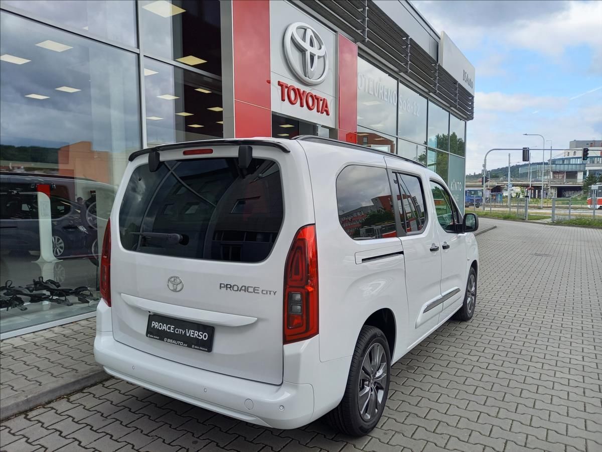 Toyota Proace City Verso, 1,2 L1 Family 1,2 MT6 5S - fotka 4