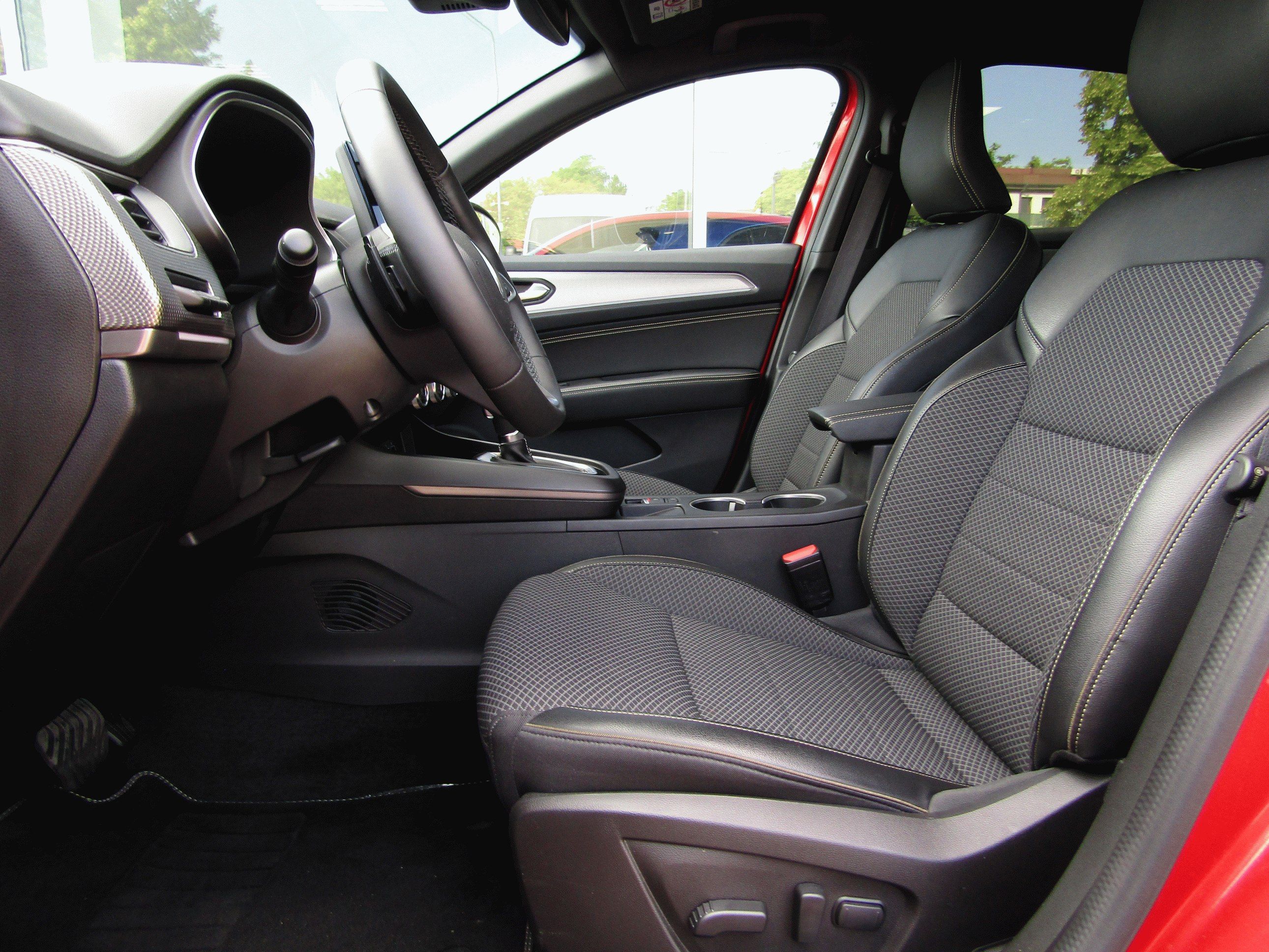Renault Arkana, mild hybrid TCe 140 EDC Techno - fotka 5