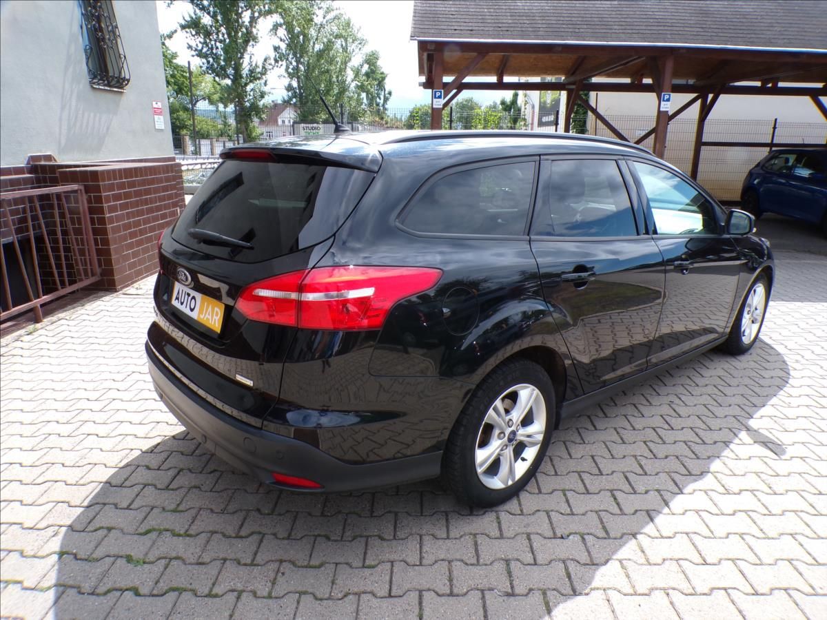 Ford Focus, 1,0 EcoBoost 92kW  NOVÉ ROZVOD - fotka 5