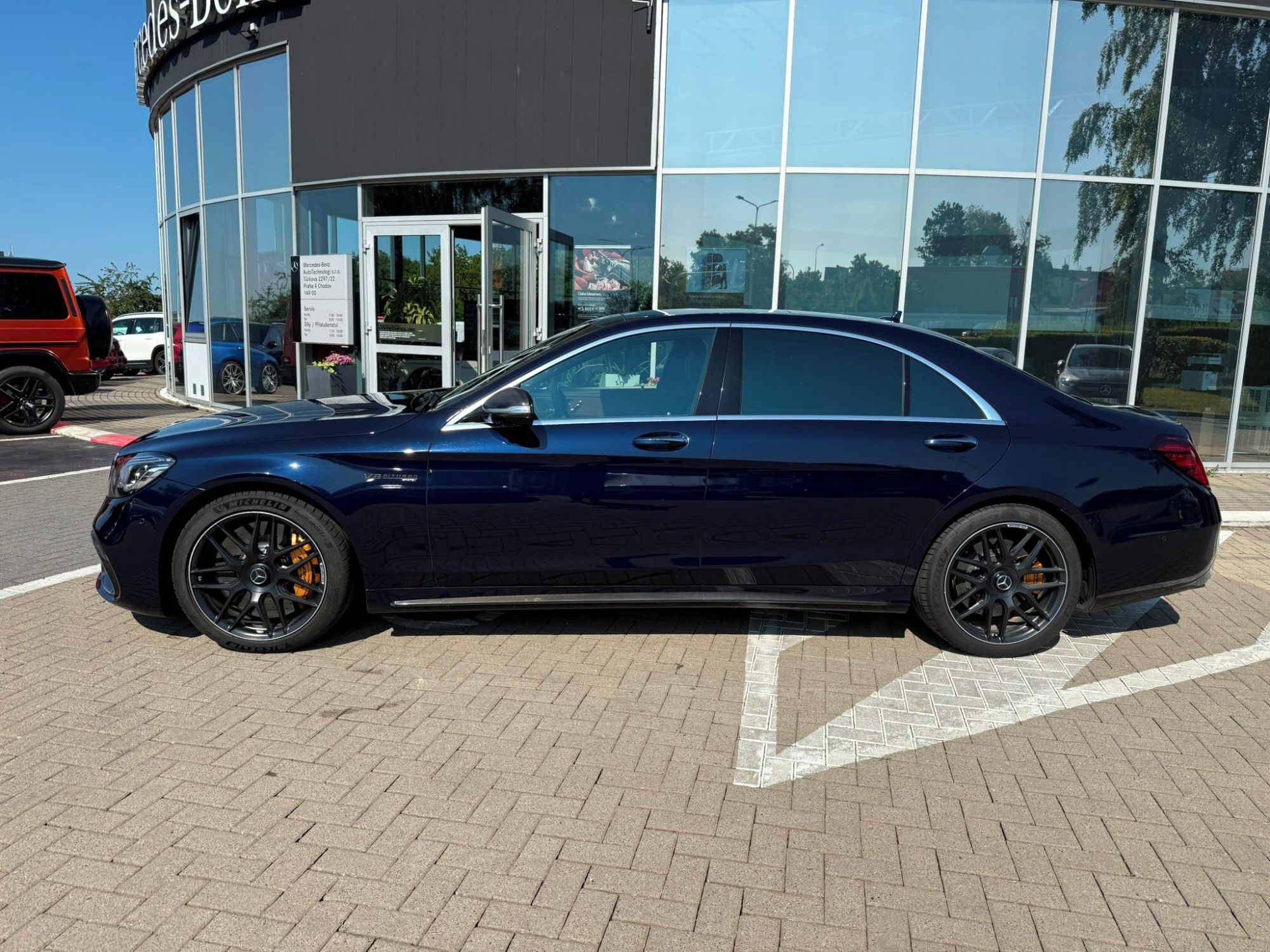 Mercedes-Benz Třídy S, 63 4MATIC+ L - fotka 5