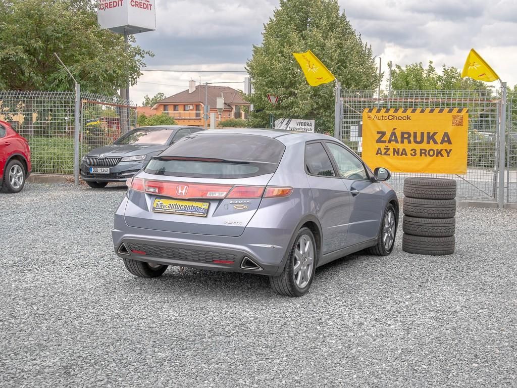 Honda Civic, ČR 2.2D 103KW – 2x PNEU - fotka 5