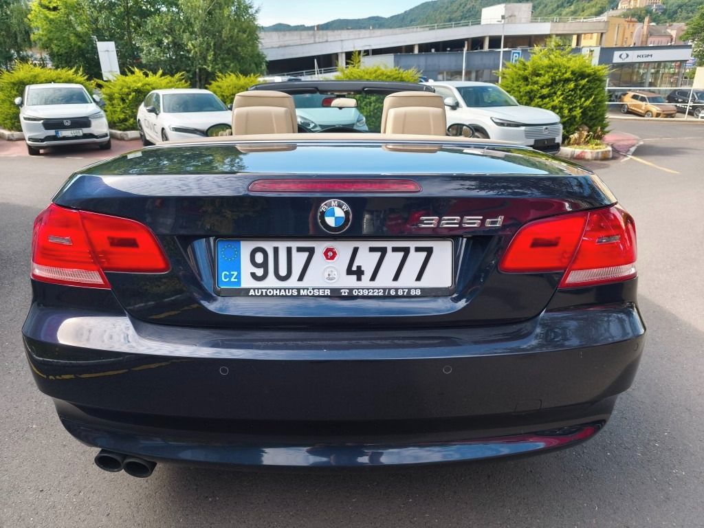 BMW Řada 3, 325 D Kabriolet - fotka 5