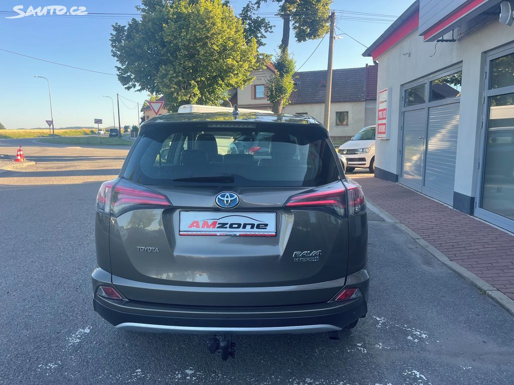 Toyota Rav4, fotka 4