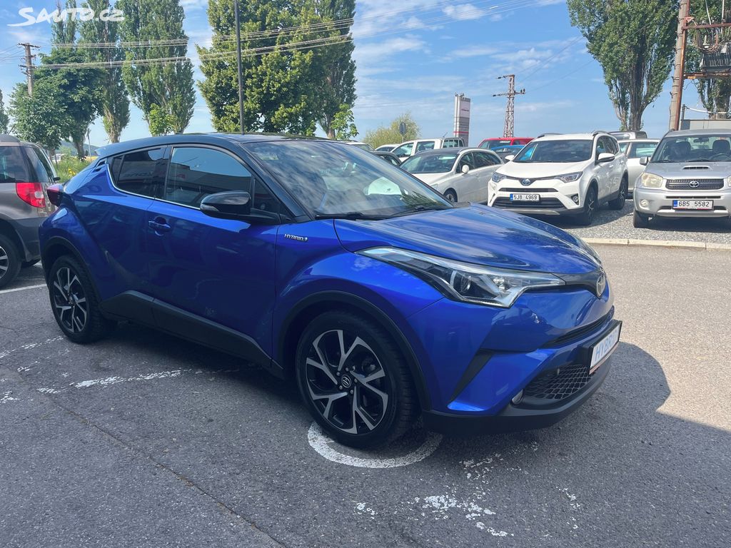 Toyota C-HR, fotka 8