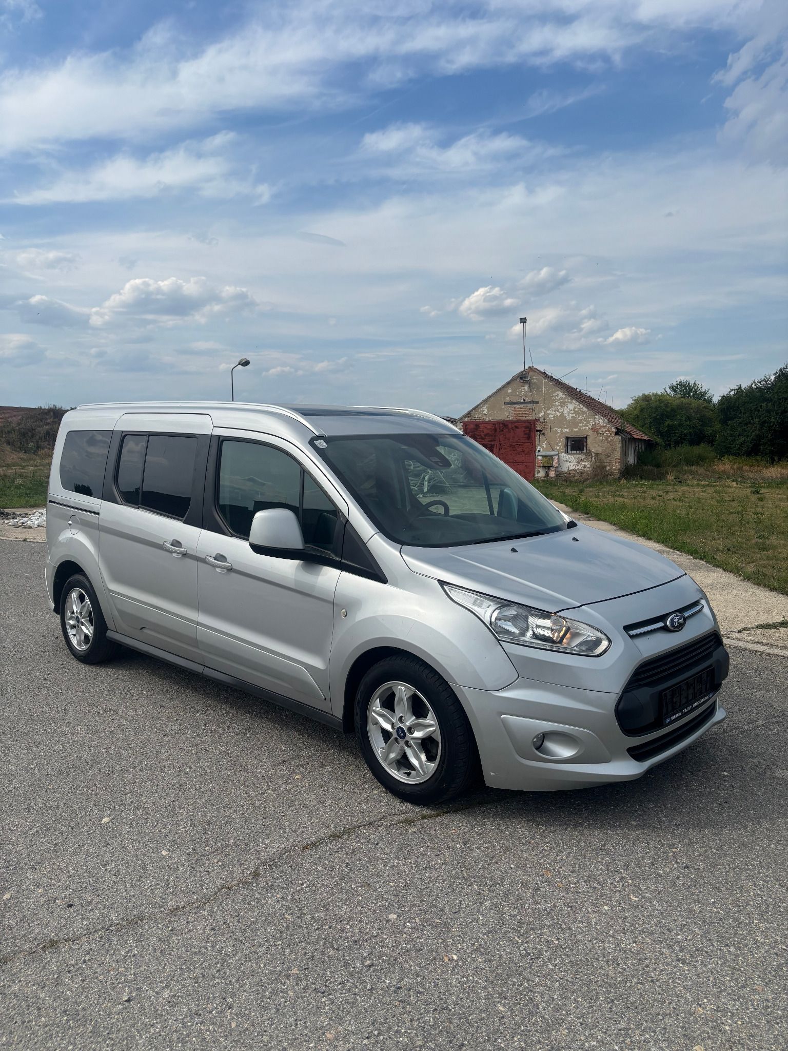 Ford Tourneo Connect, 1,5 TDCi,88 kW,PANORAMA,7 MÍST - fotka 3