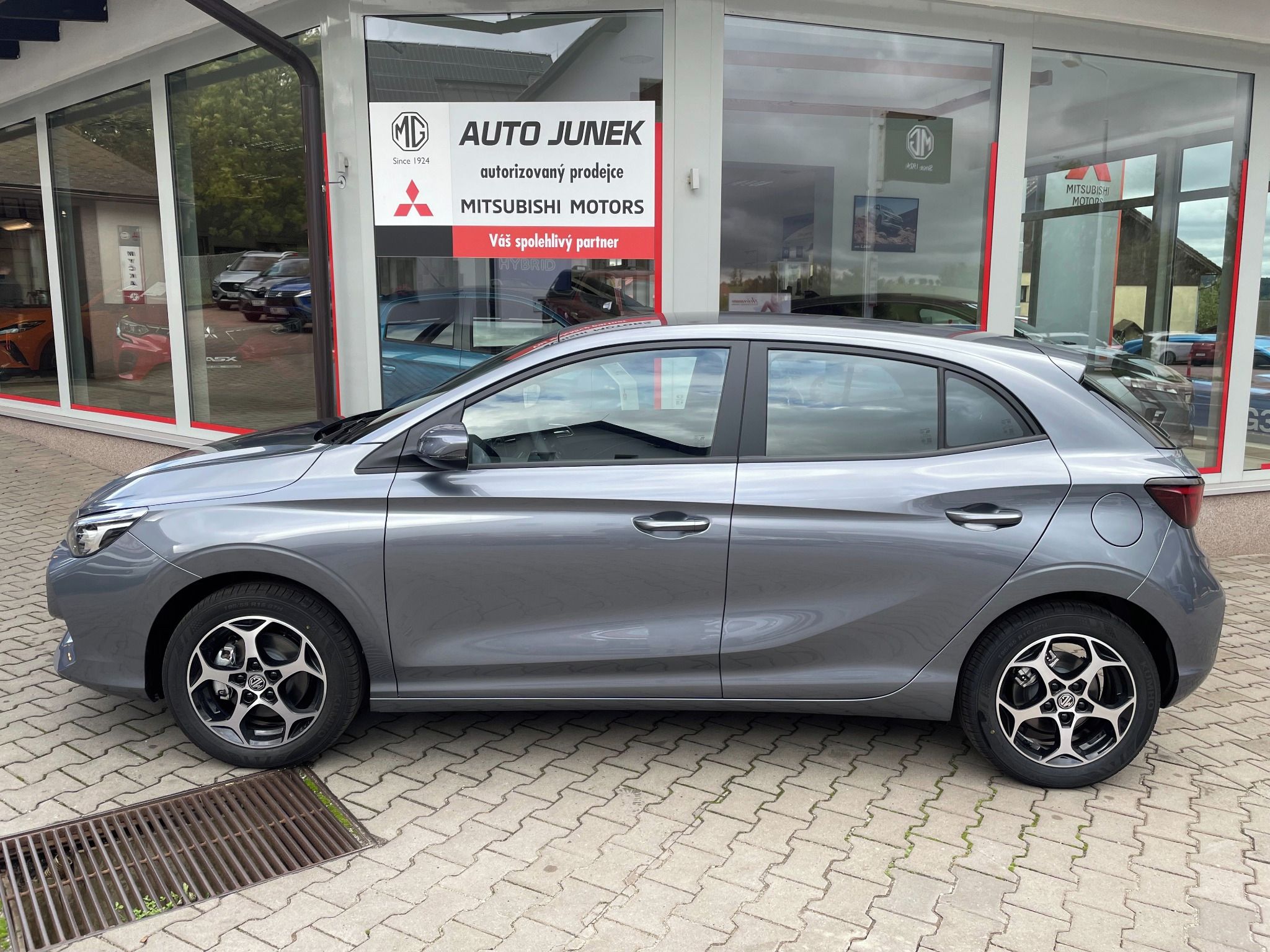 MG MG3, 1.5 HYBRID+ EXCLUSIVE - fotka 2