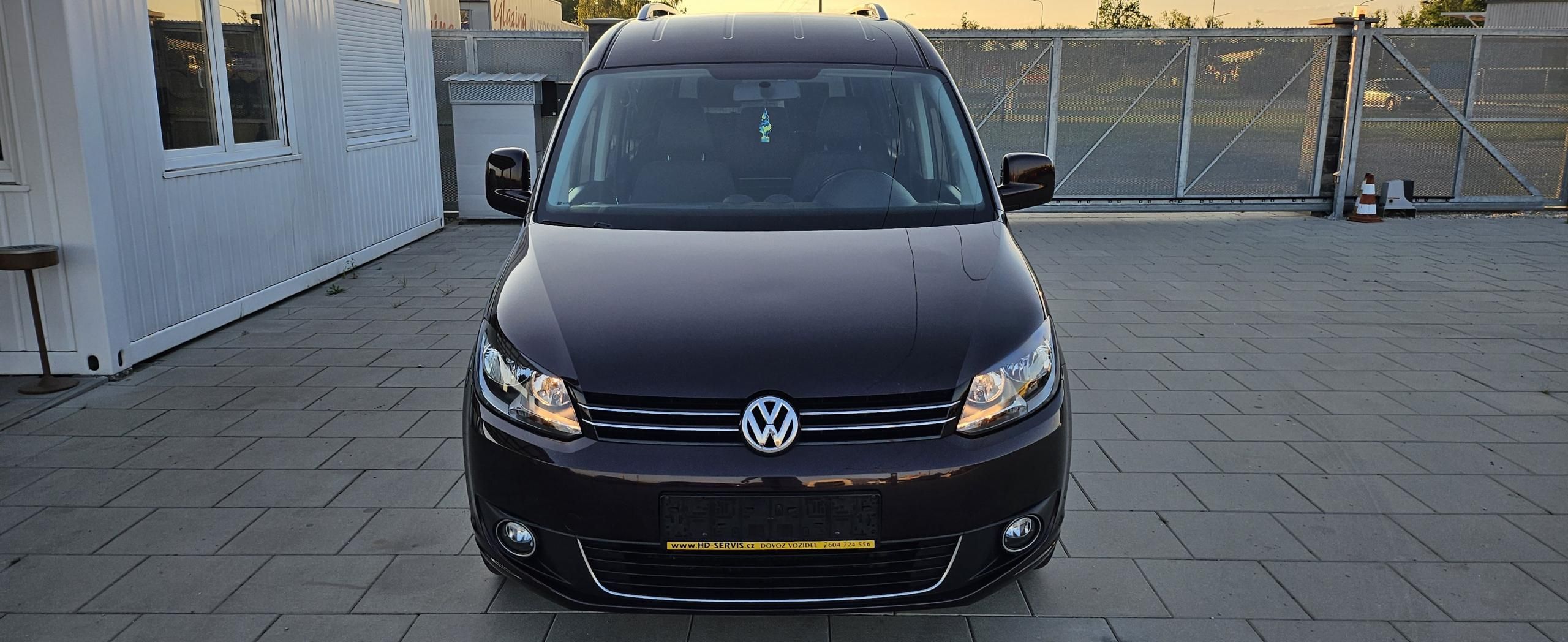 Volkswagen Caddy, 1.6 TDI Maxi Cup 7.Míst Navi - fotka 3