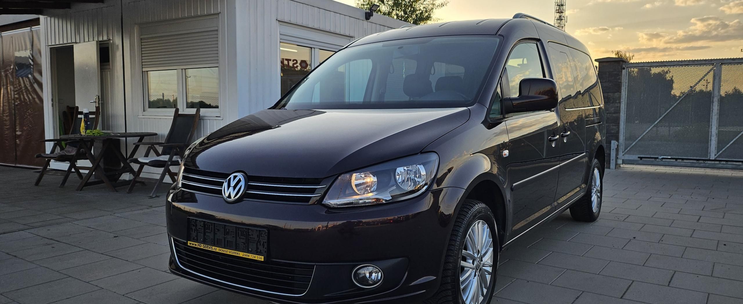 Volkswagen Caddy, 1.6 TDI Maxi Cup 7.Míst Navi - fotka 2