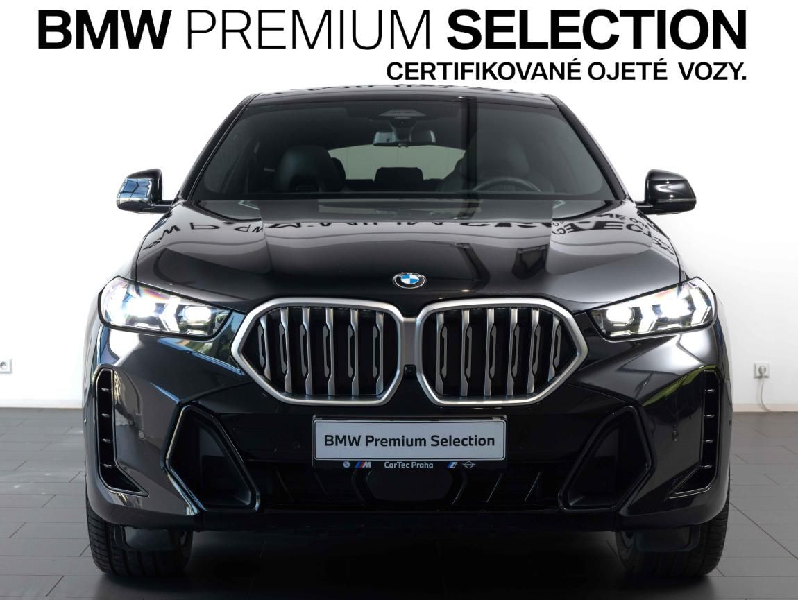 BMW X6, xDrive40i - fotka 2