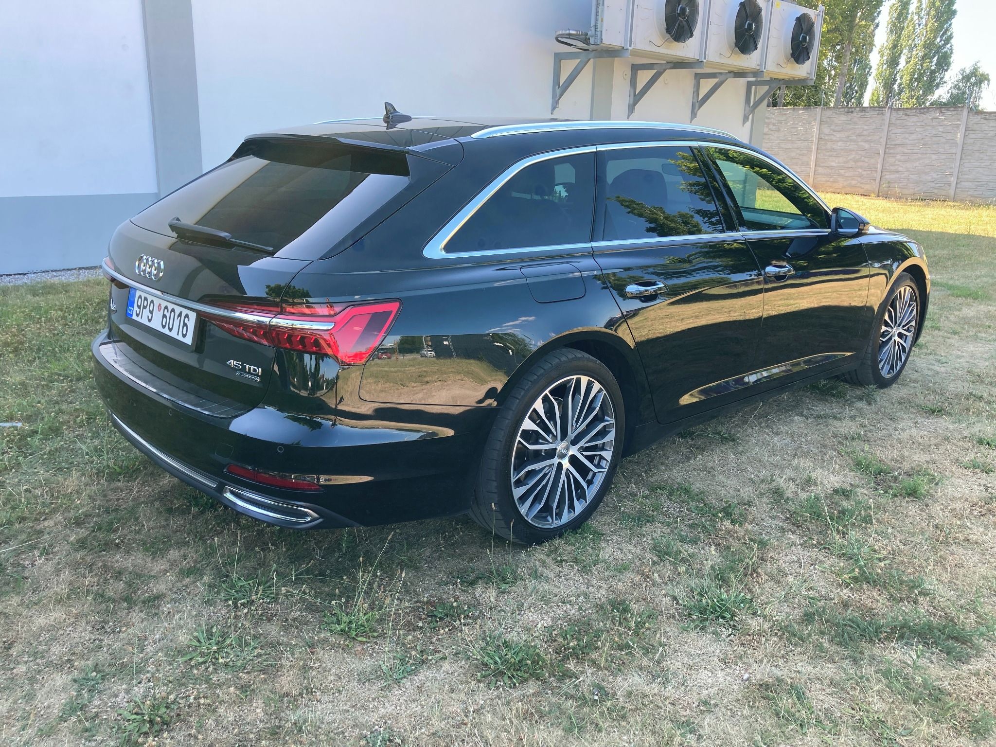 Audi A6, 3.0tdi 170kw 4x4 1majitel - fotka 6