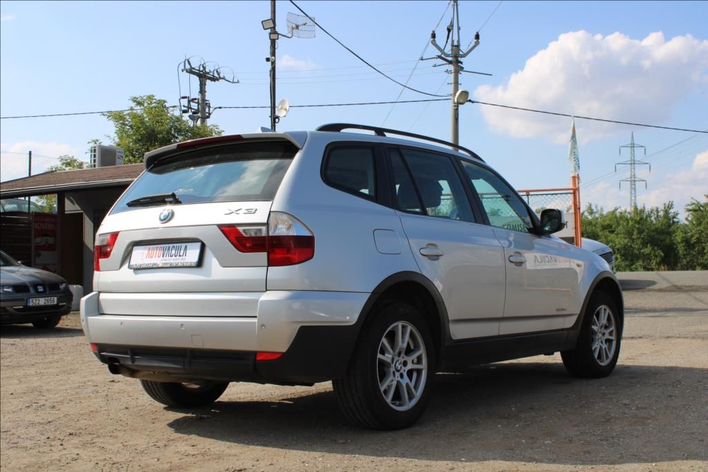 BMW X3, 2,0 D  2.maj., ČR, 4 x 4 - fotka 5