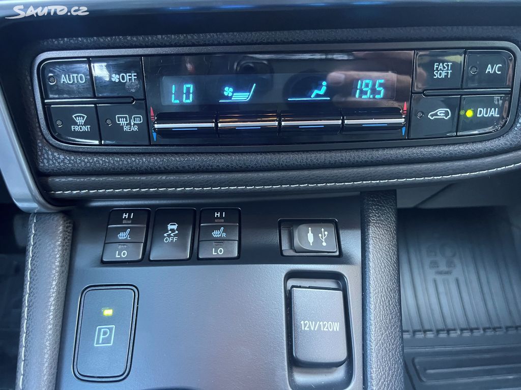 Toyota Auris, fotka 20