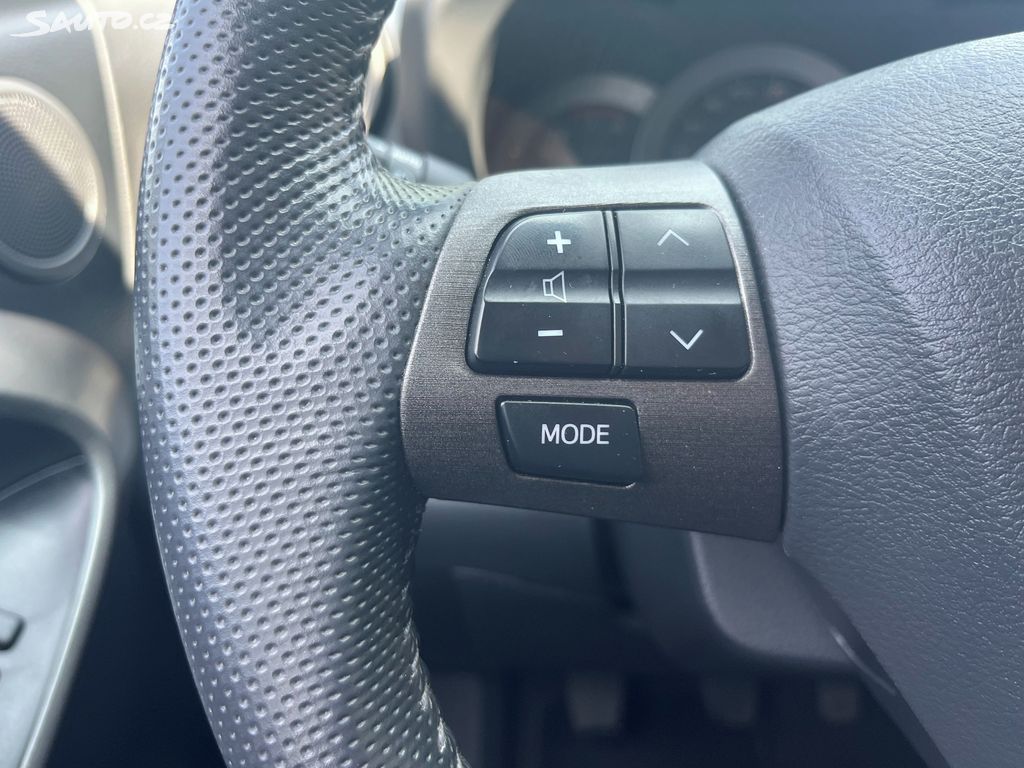 Toyota Rav4, fotka 15