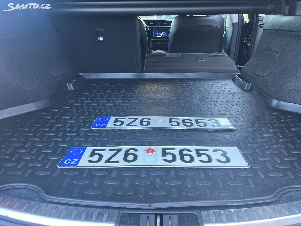 Toyota Auris, fotka 25