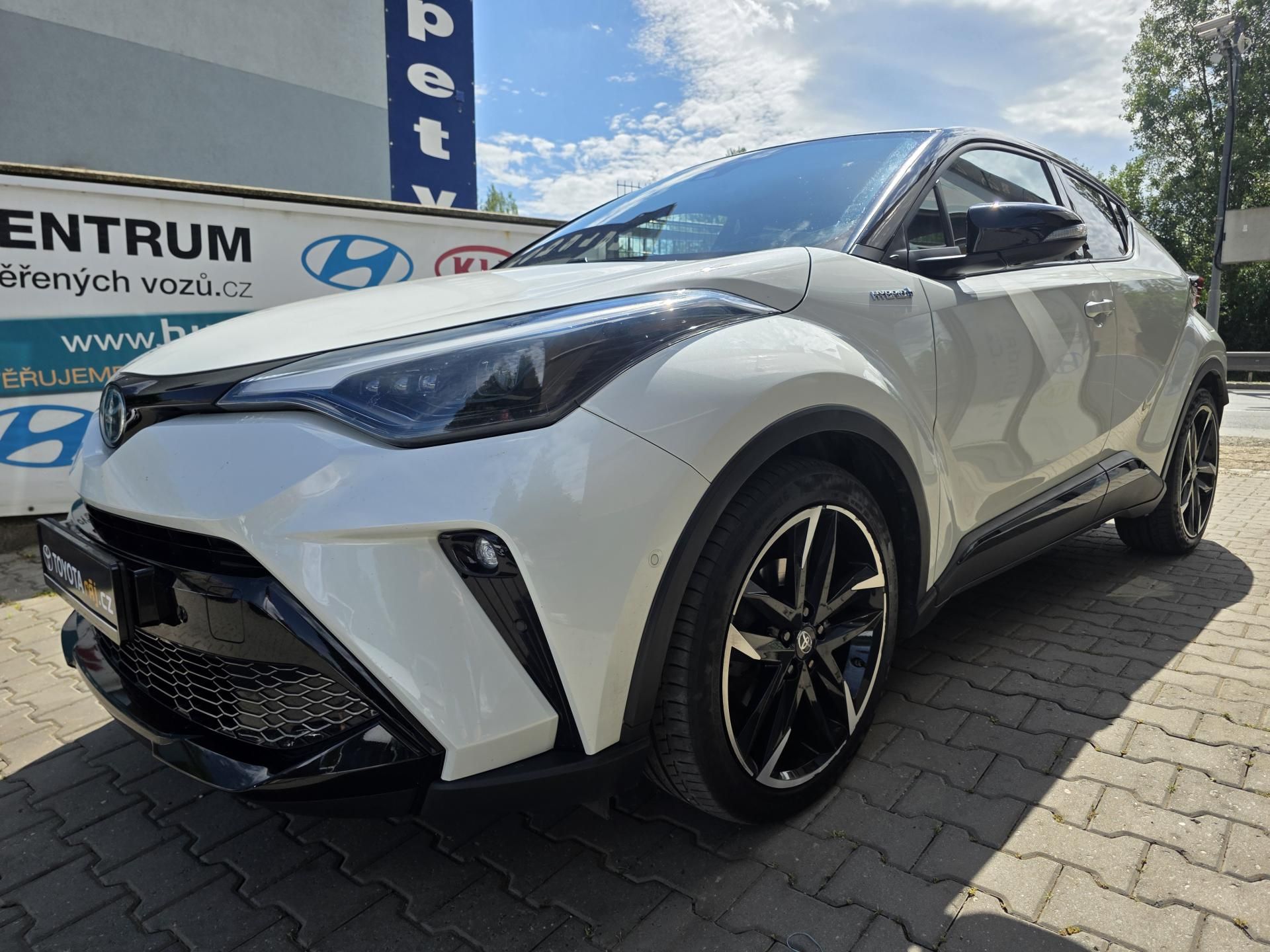 Toyota C-HR, 2.0-HYBRID-GR SPORT-JBL - fotka 4