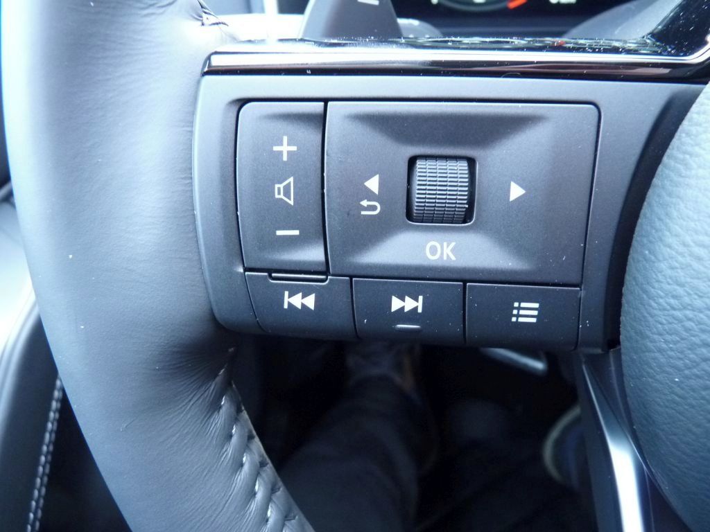 Nissan Qashqai, 1.3DIG-T AT 158PS N-Connecta - fotka 6