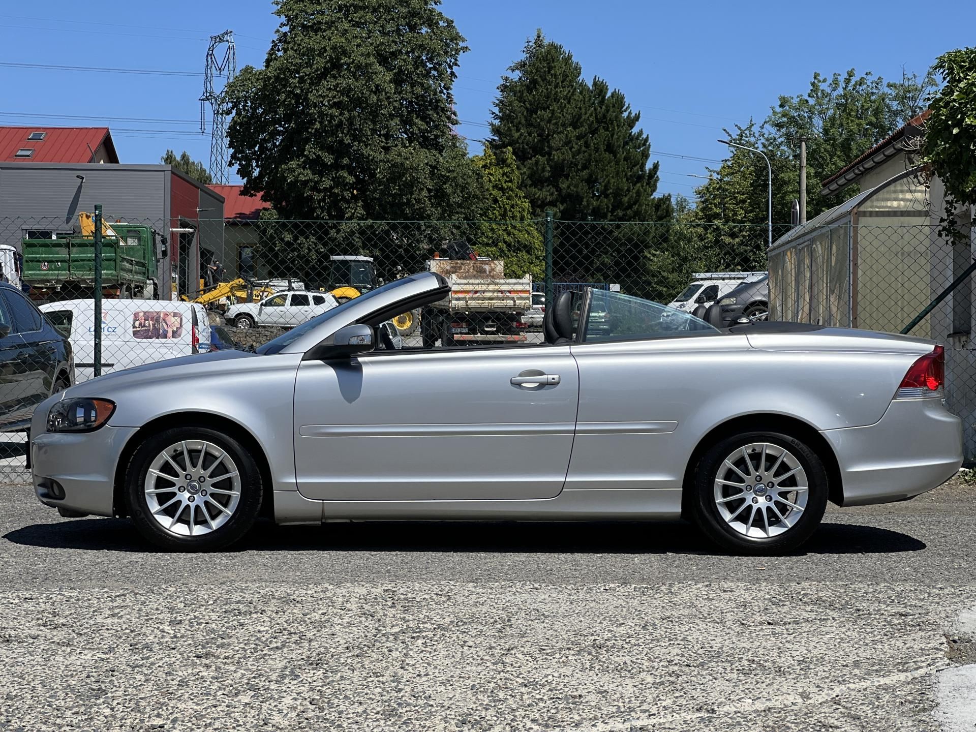 Volvo C70, 2.0D CABRIO KŮŽE KLIMA ALU - fotka 5