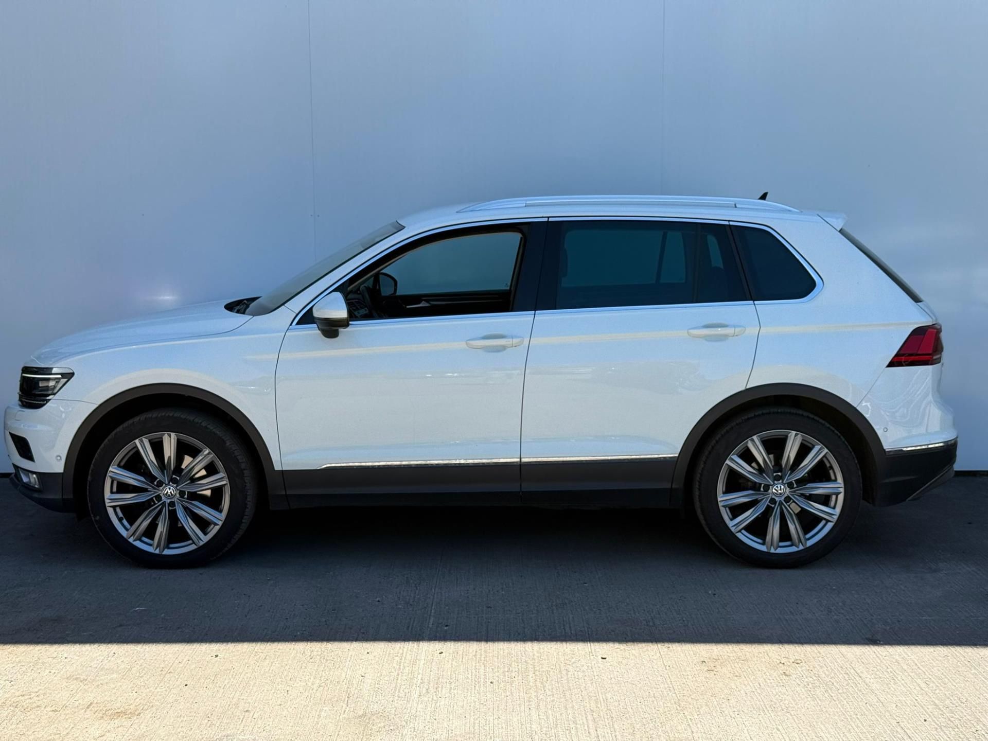 Volkswagen Tiguan, Highline 2.0 TDI 140kw DSG 4x4 - fotka 3
