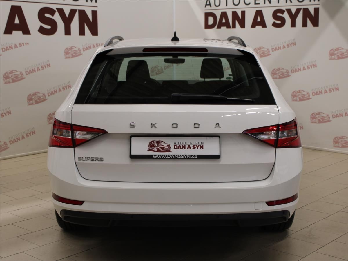 Škoda Superb, 2,0 TDI DSG LED 1.majitel - fotka 5