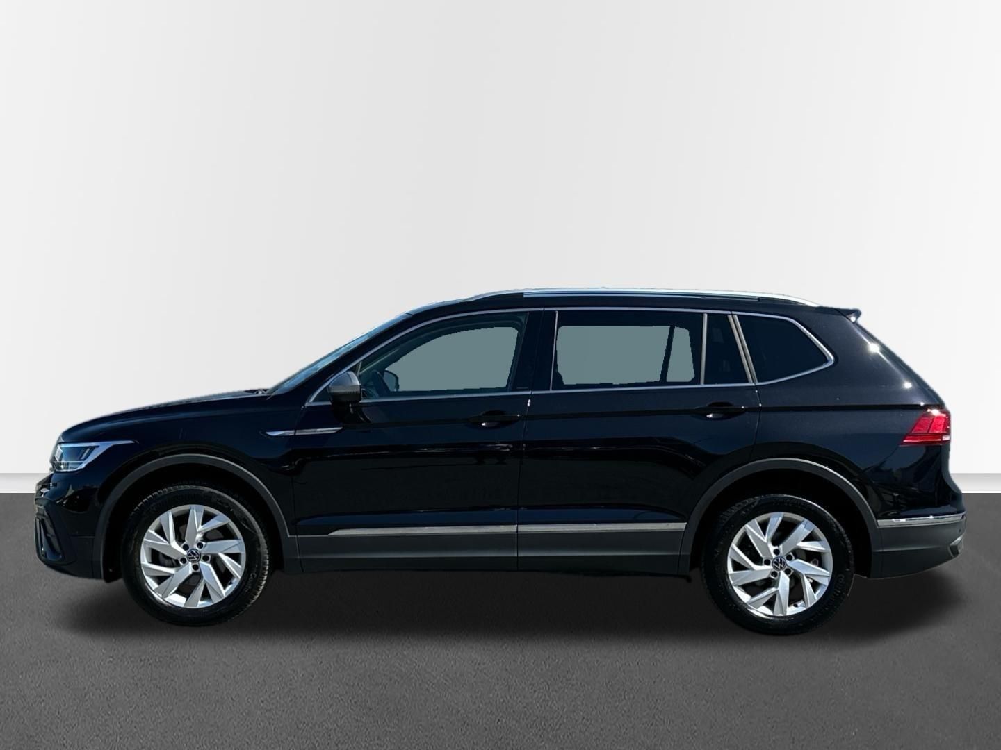 Volkswagen Tiguan Allspace, Life 7 míst 2,0 TDI 110 kW DSG - fotka 3