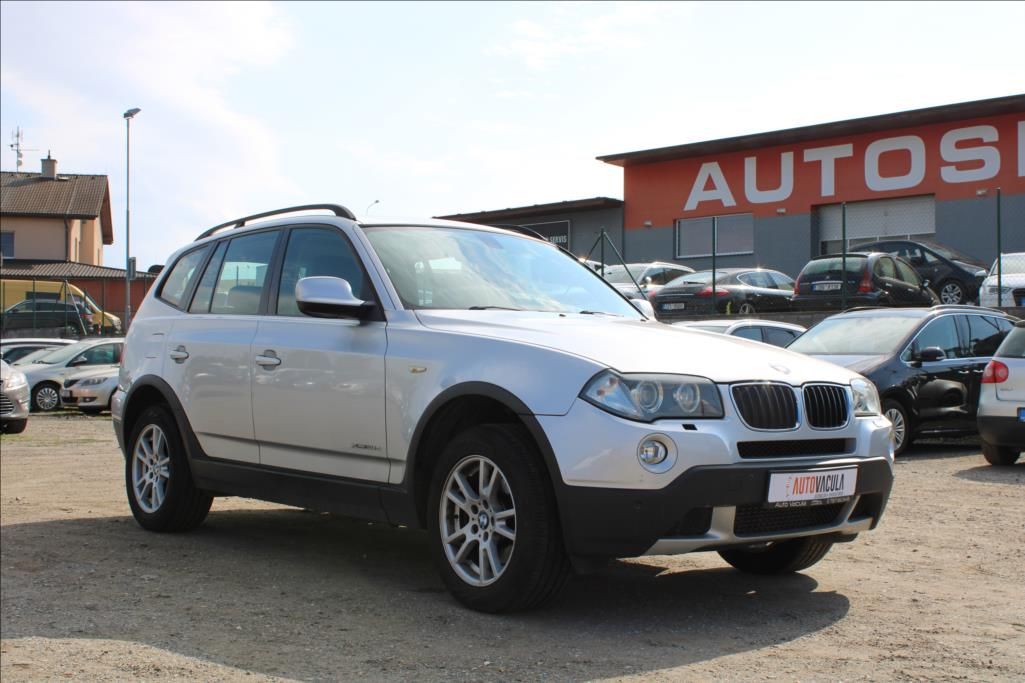 BMW X3, 2,0 D  2.maj., ČR, 4 x 4 - fotka 3